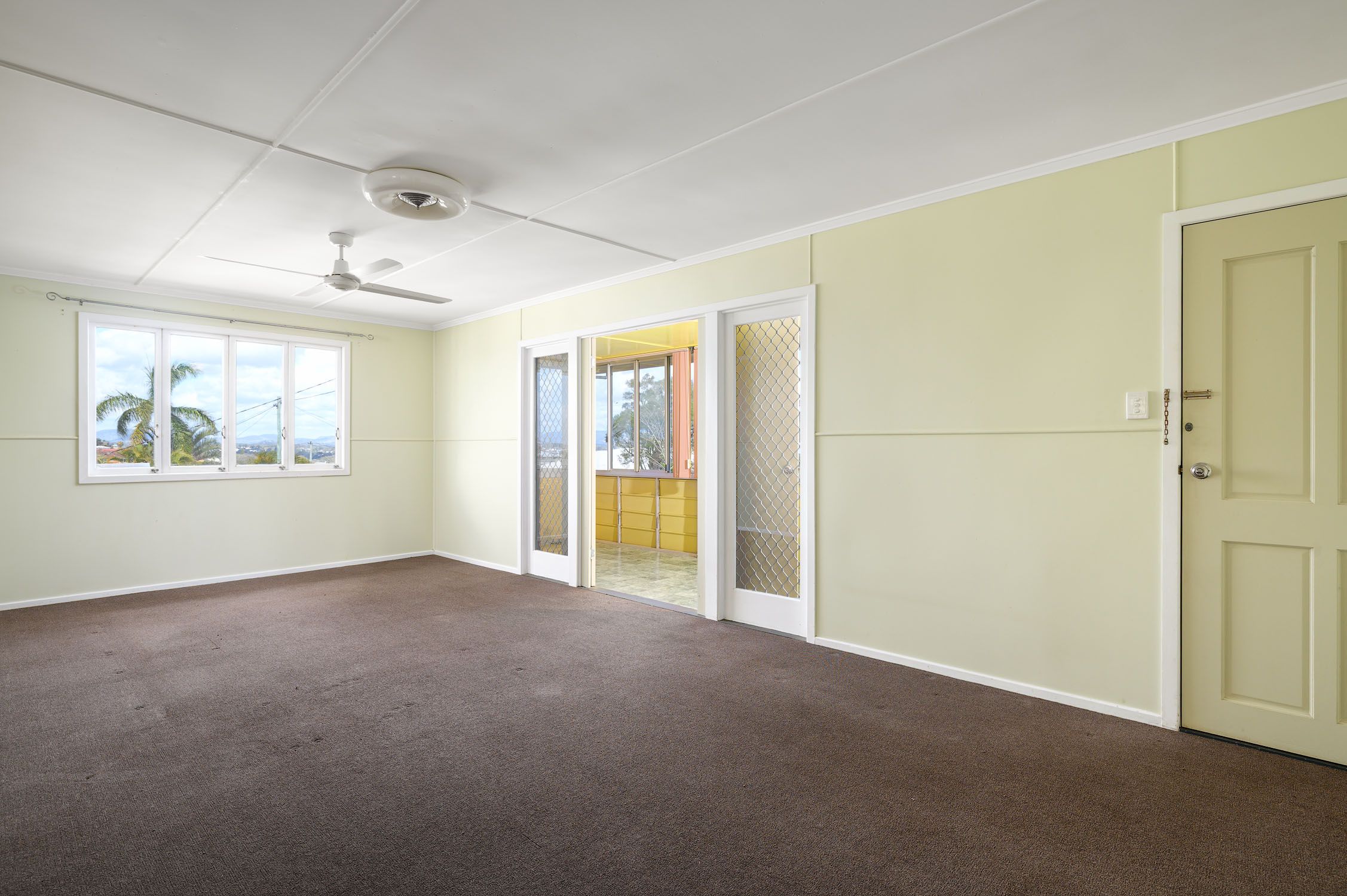 47 Lawrence Street — photo 10 of 26