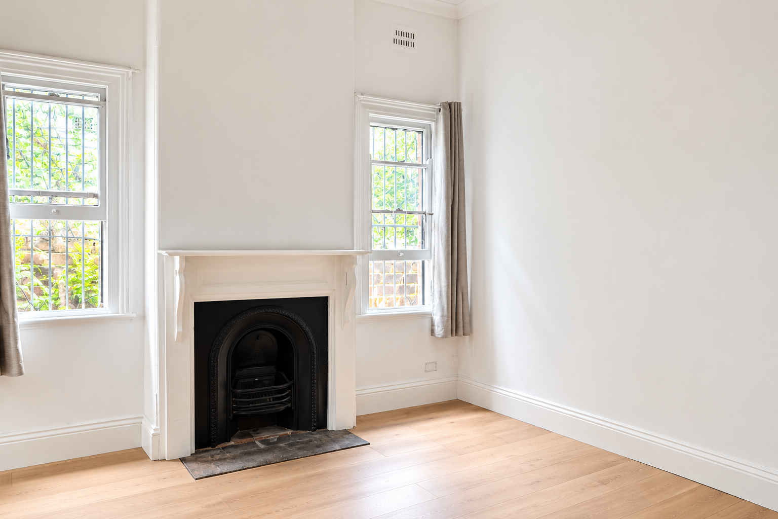 135 Unwins Bridge Road — photo 4 of 6
