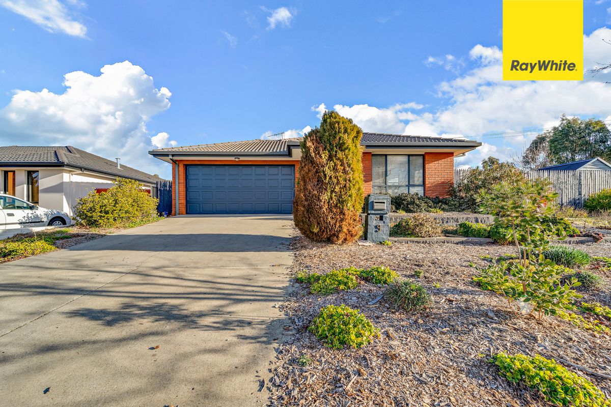9 Stump Jump Crescent, Dunlop ACT 2615