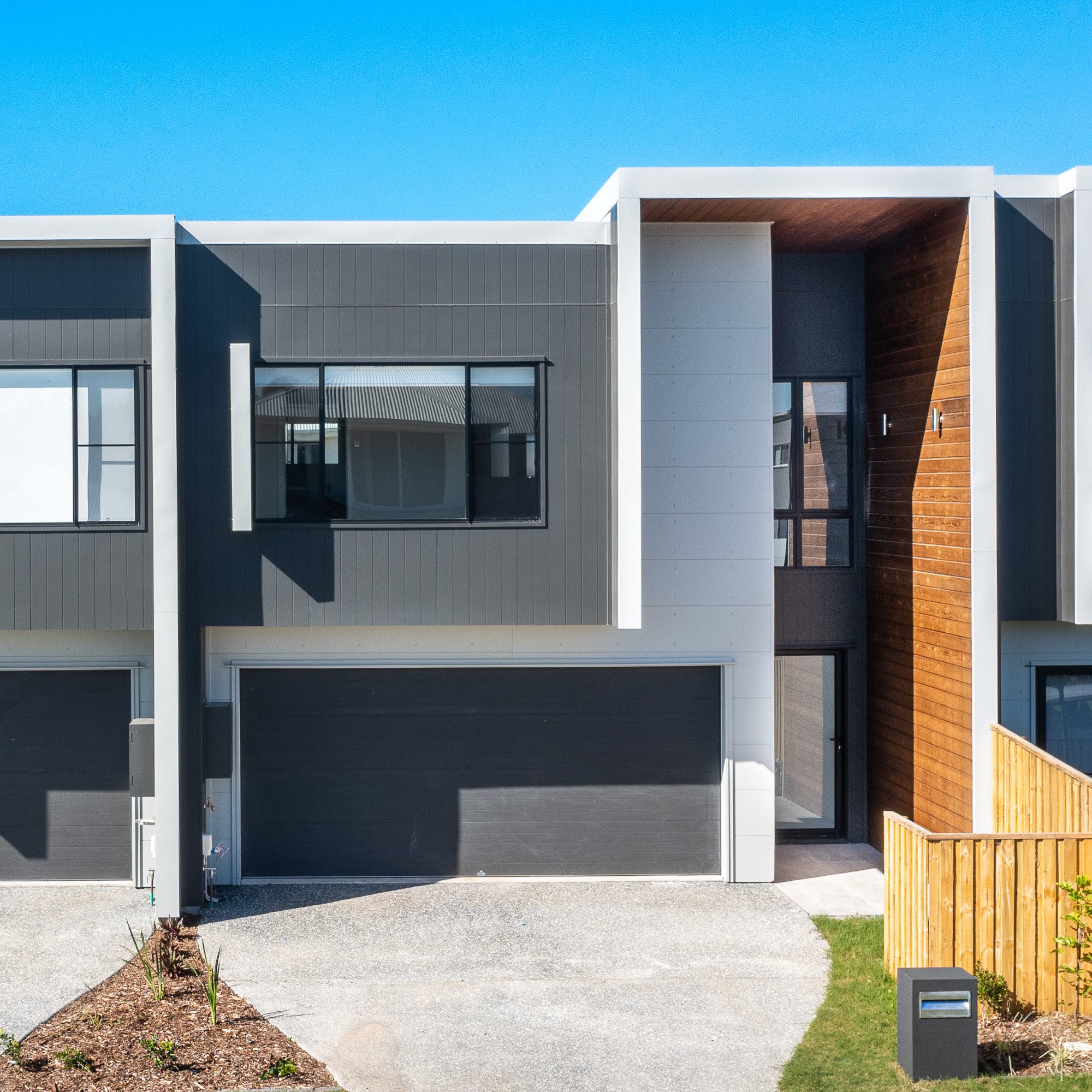 16 Byron Avenue, Newport, QLD 4020