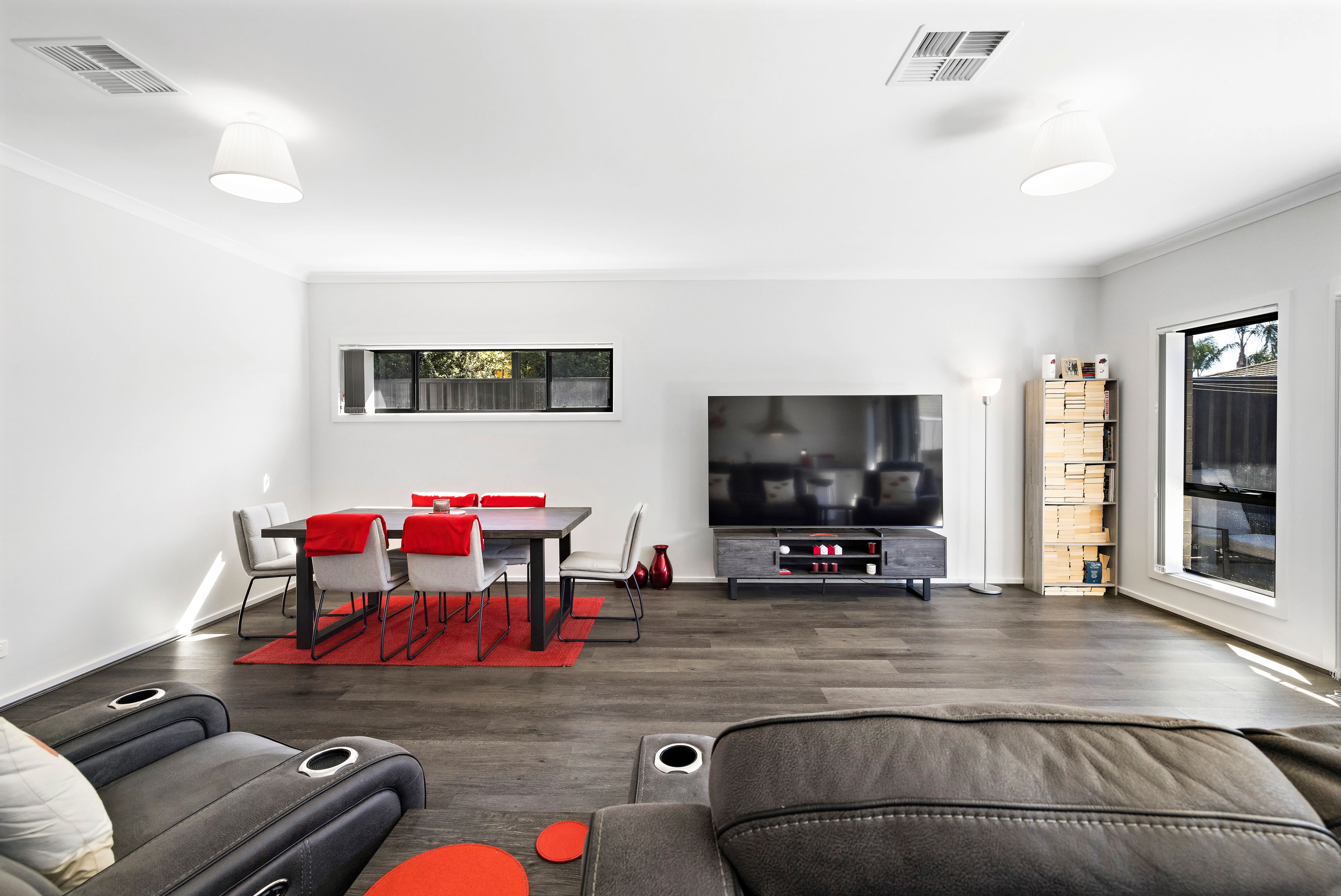 7 Greenfield Crescent — photo 8 of 24