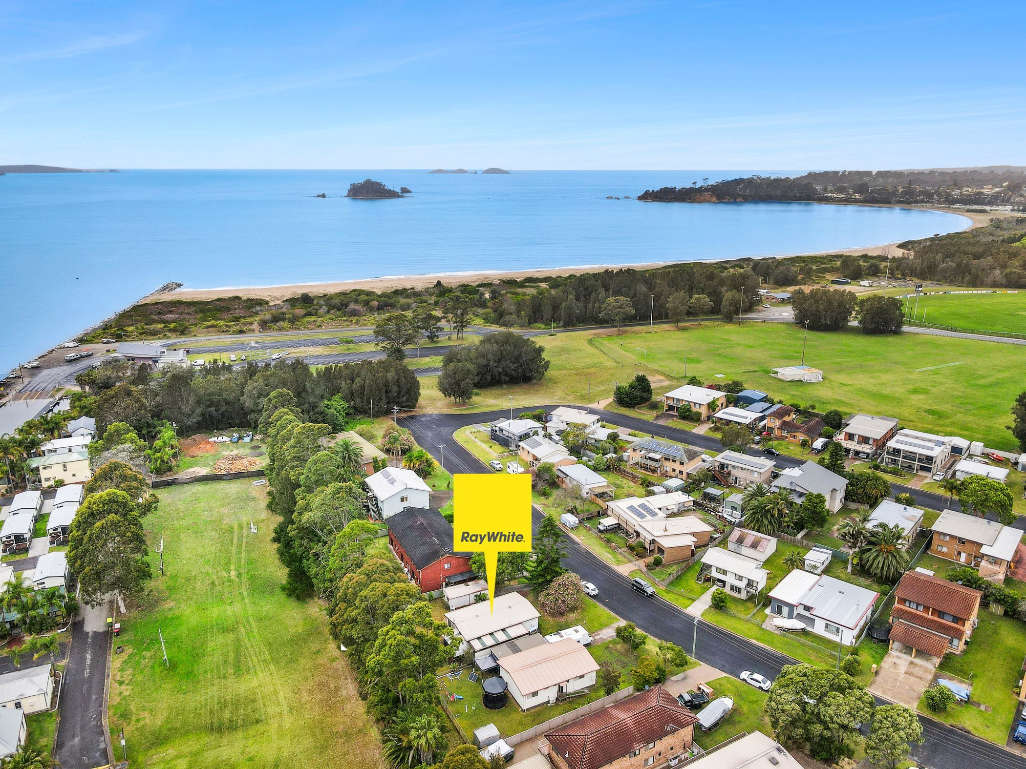 15 Avalon Street, Batemans Bay, NSW 2536 House for Sale Batemans Bay Moruya Ulladulla