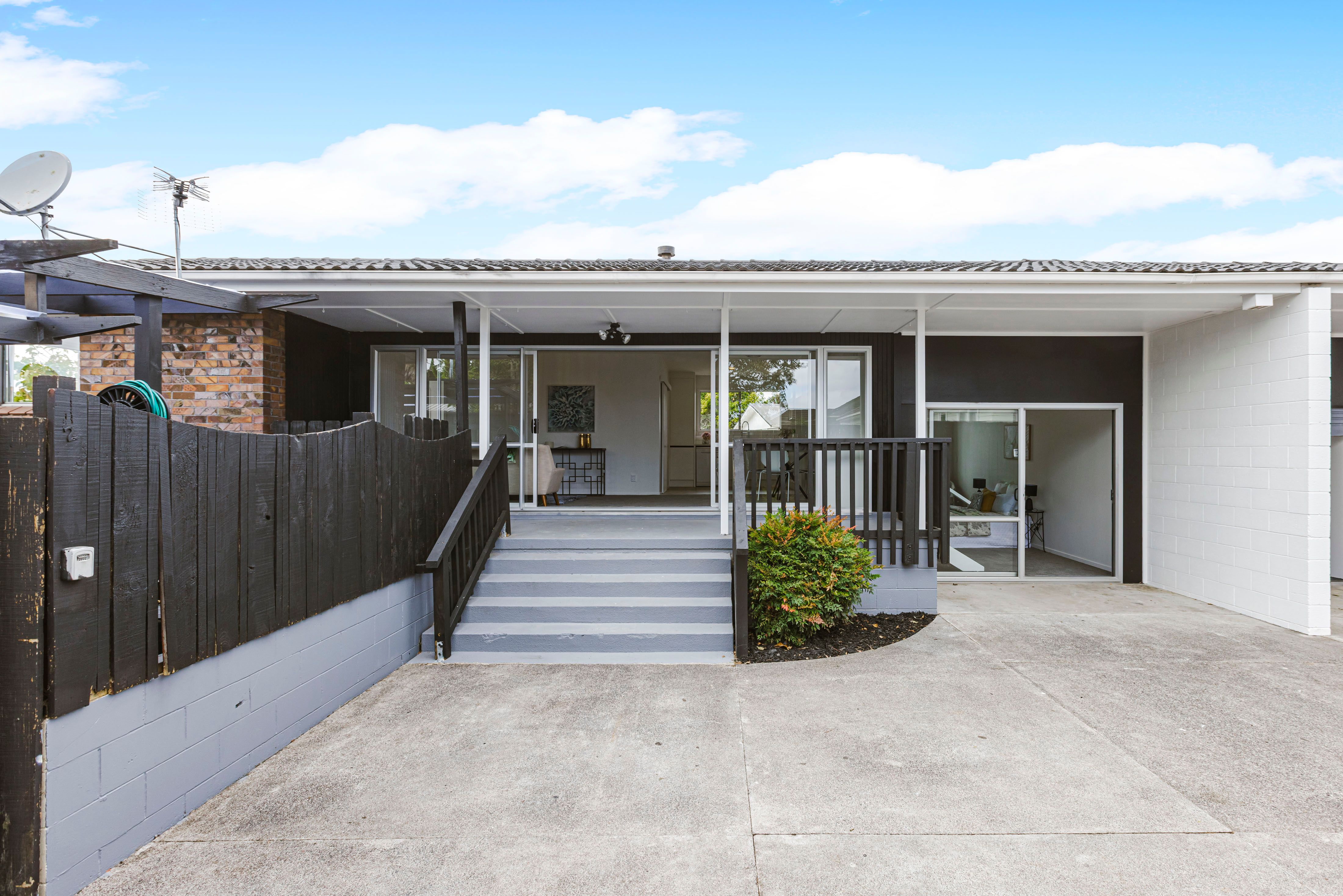 2/66 Friedlanders Road, Manurewa, Manukau City