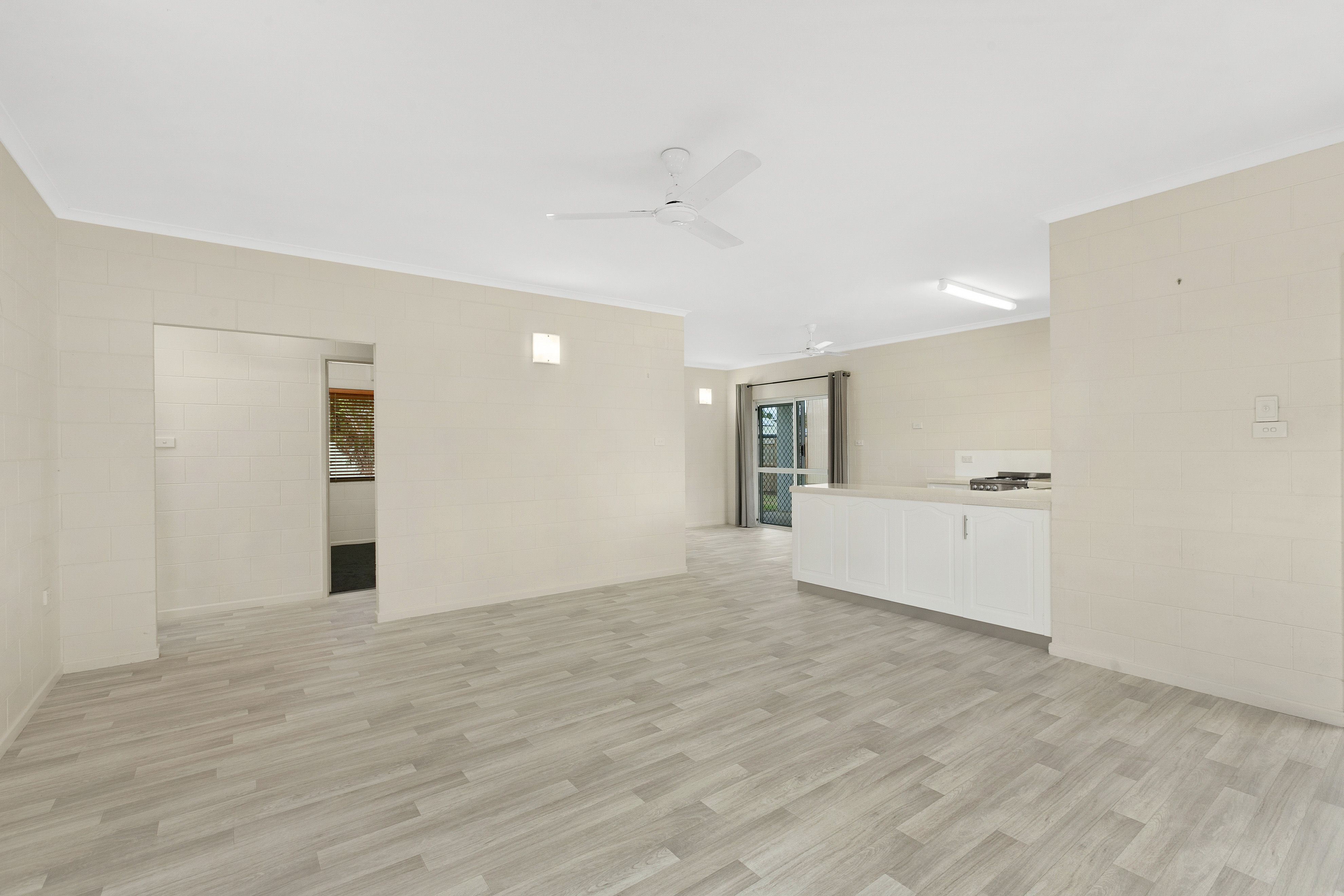 1 Bounty Close, Bentley Park QLD 4869