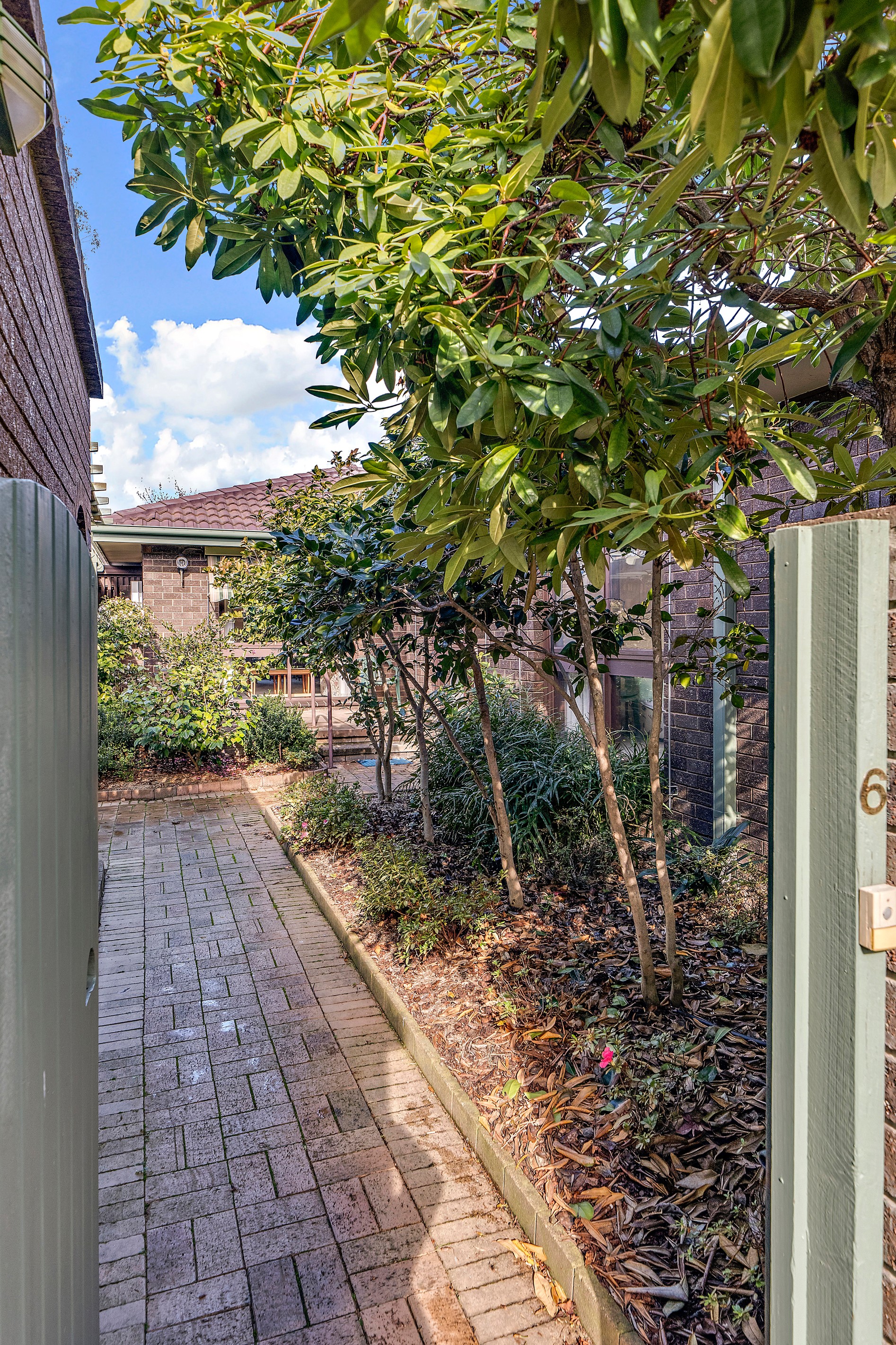 6 Saville Close, Melba, ACT 2615