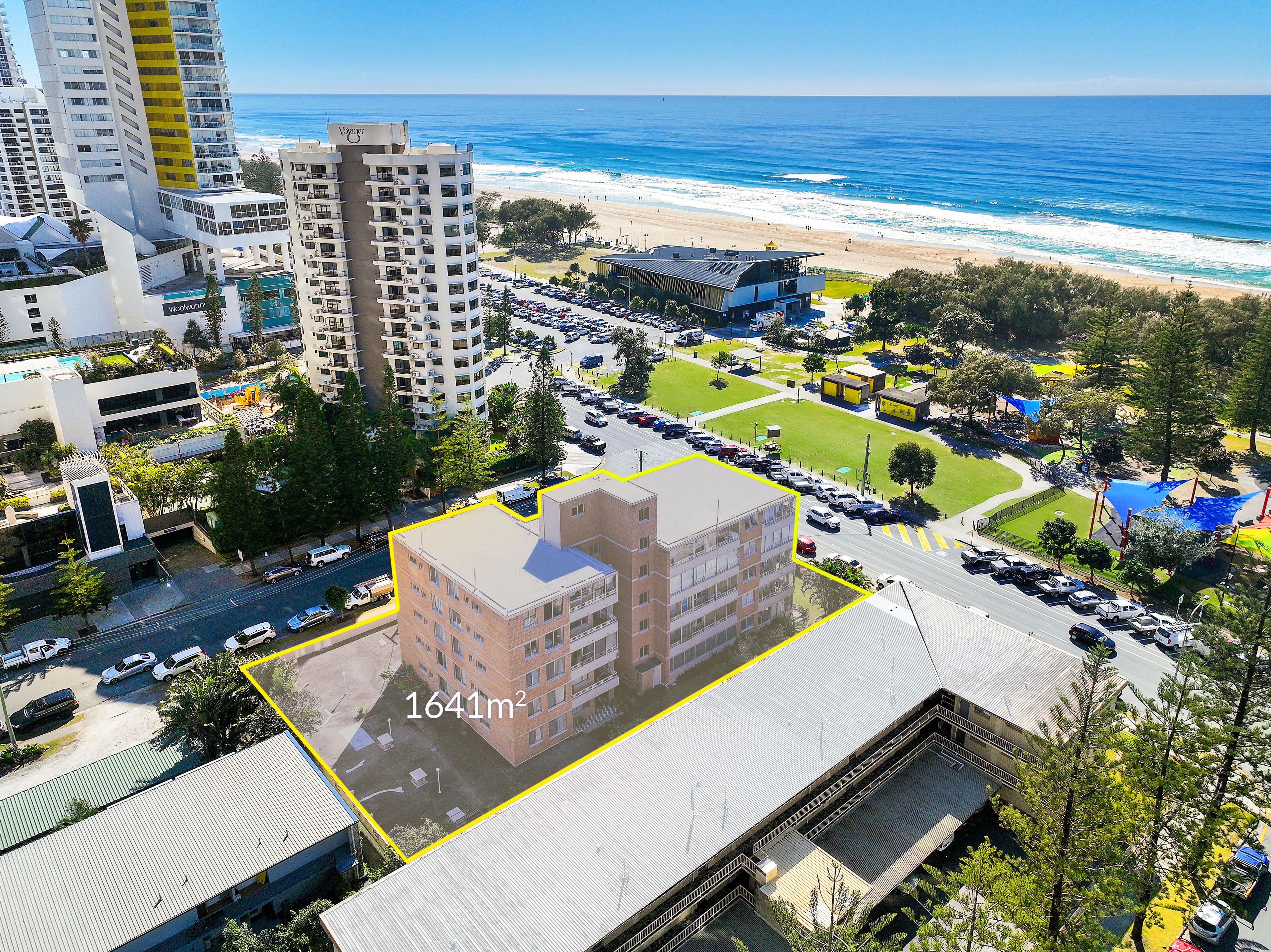 4 Elizabeth Avenue 'Broadbeach Towers', Broadbeach QLD 4218