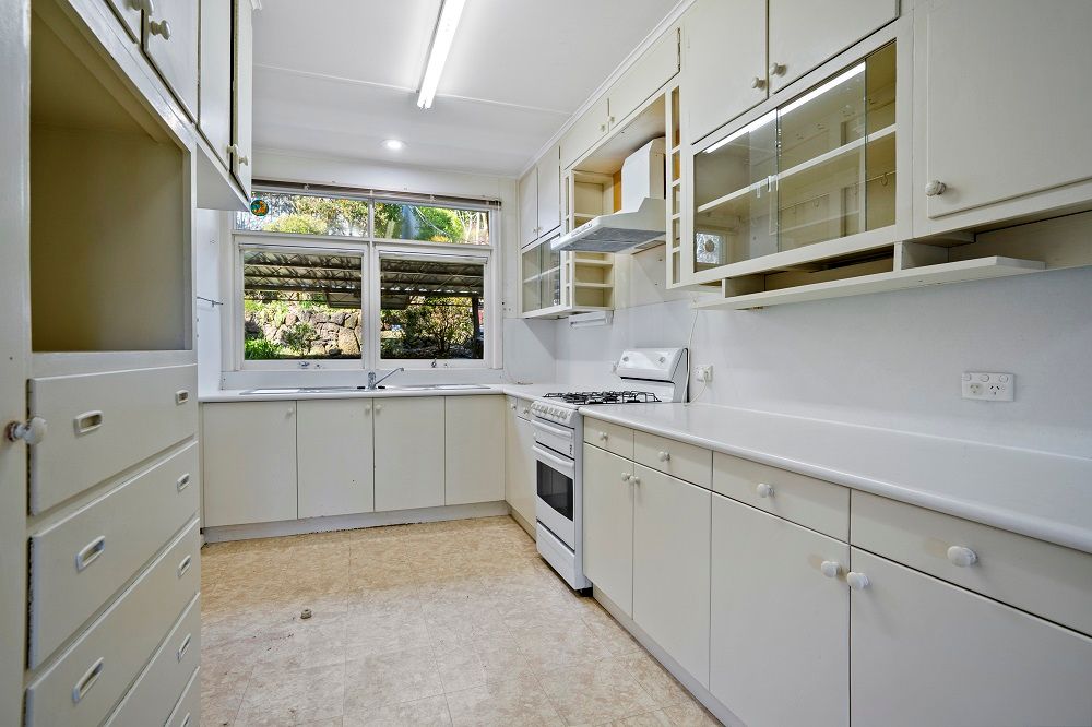40 Old Forest Road, The Basin, VIC 3154