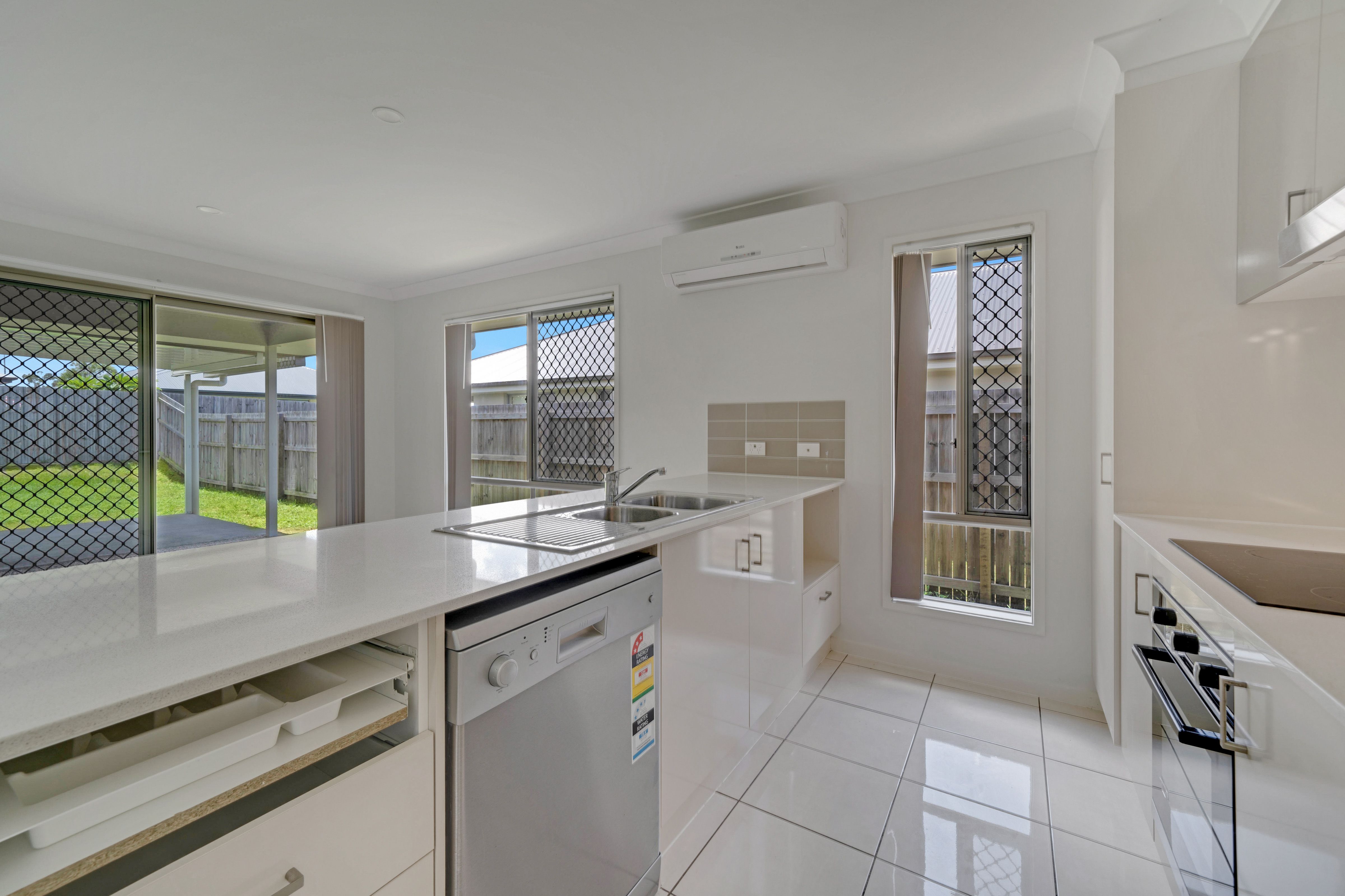 10 Lambent Street, Yarrabilba, QLD 4207