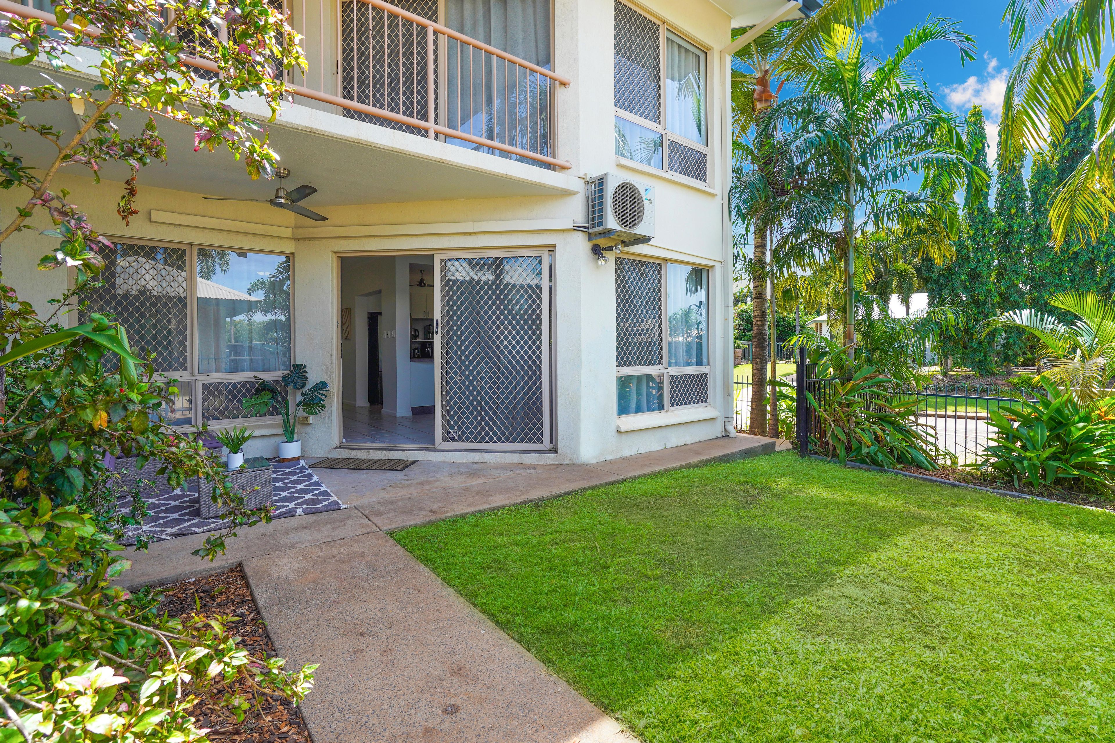 1/174 Woodlake Boulevard, Durack, NT 0830