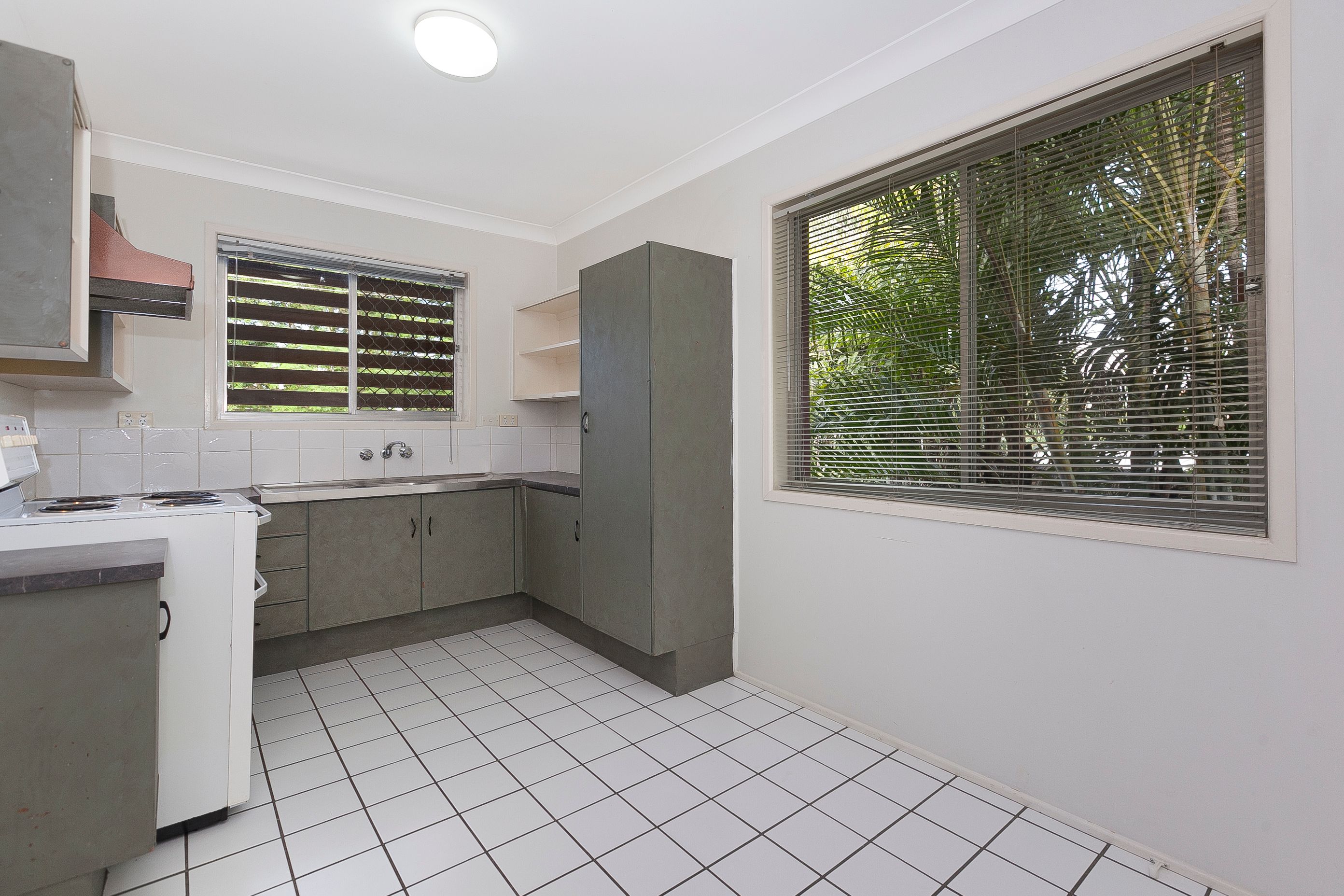 1A/16 Tenbar Street, Tingalpa, QLD 4173