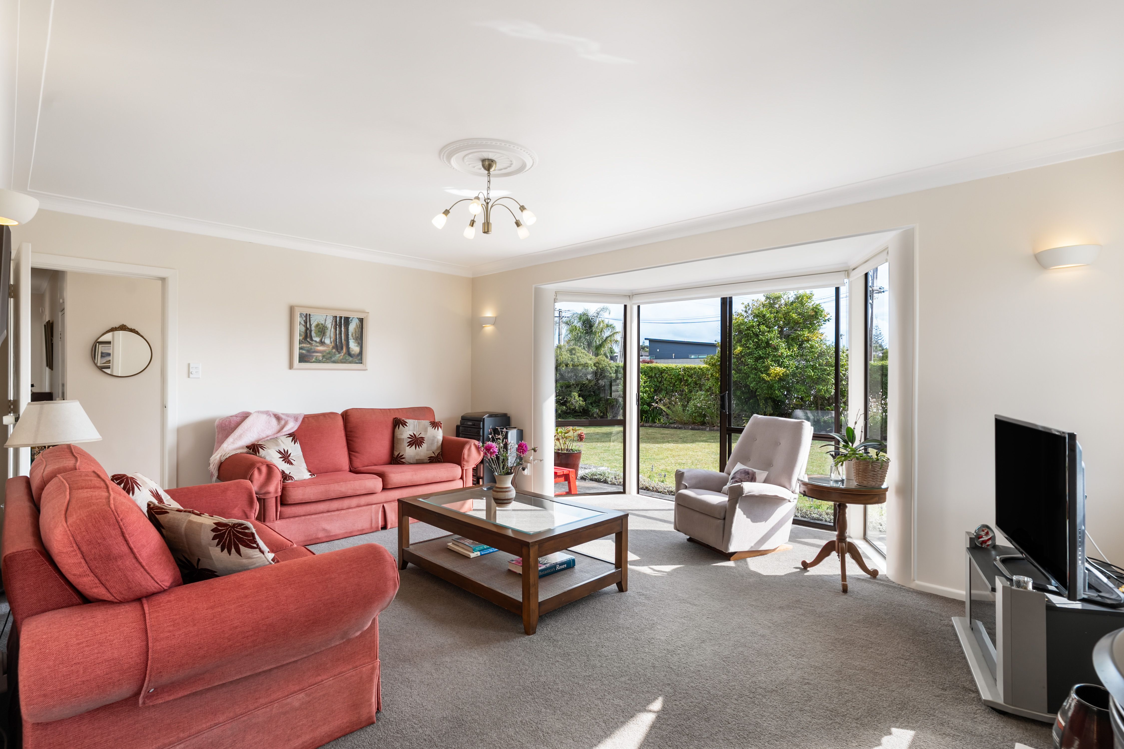 53 Beach Road, Mellons Bay, Manukau City