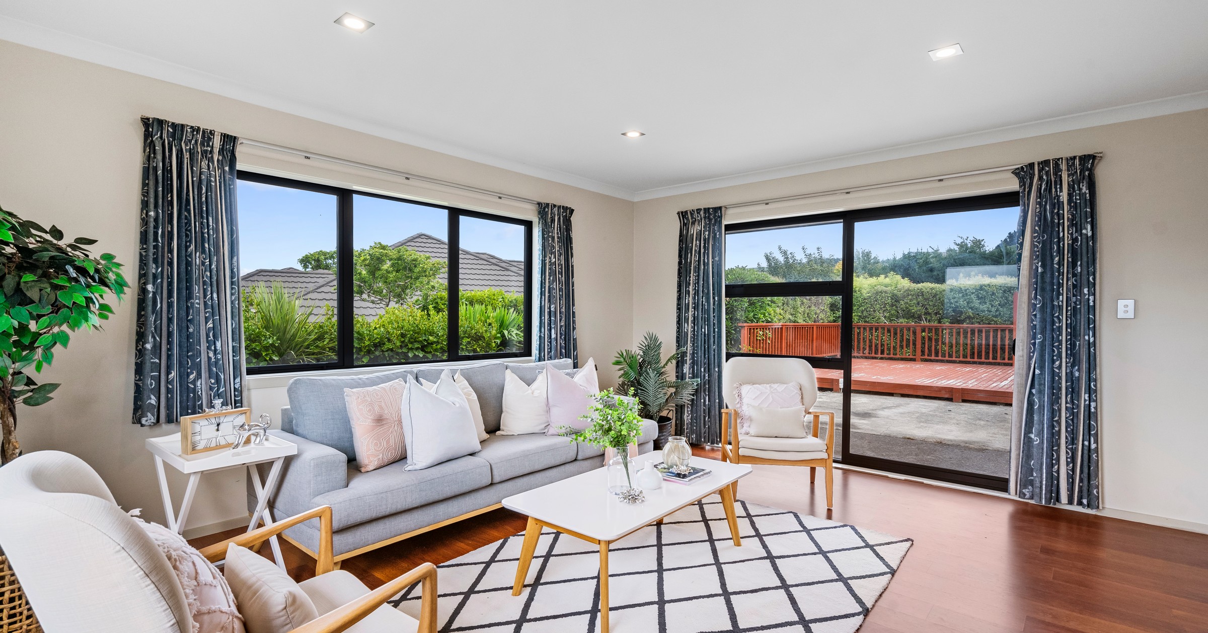 Ronald R Hutt 26 Ronald Scott Grove, Riverstone Terraces, Upper Hutt City 5018 - Sold ...