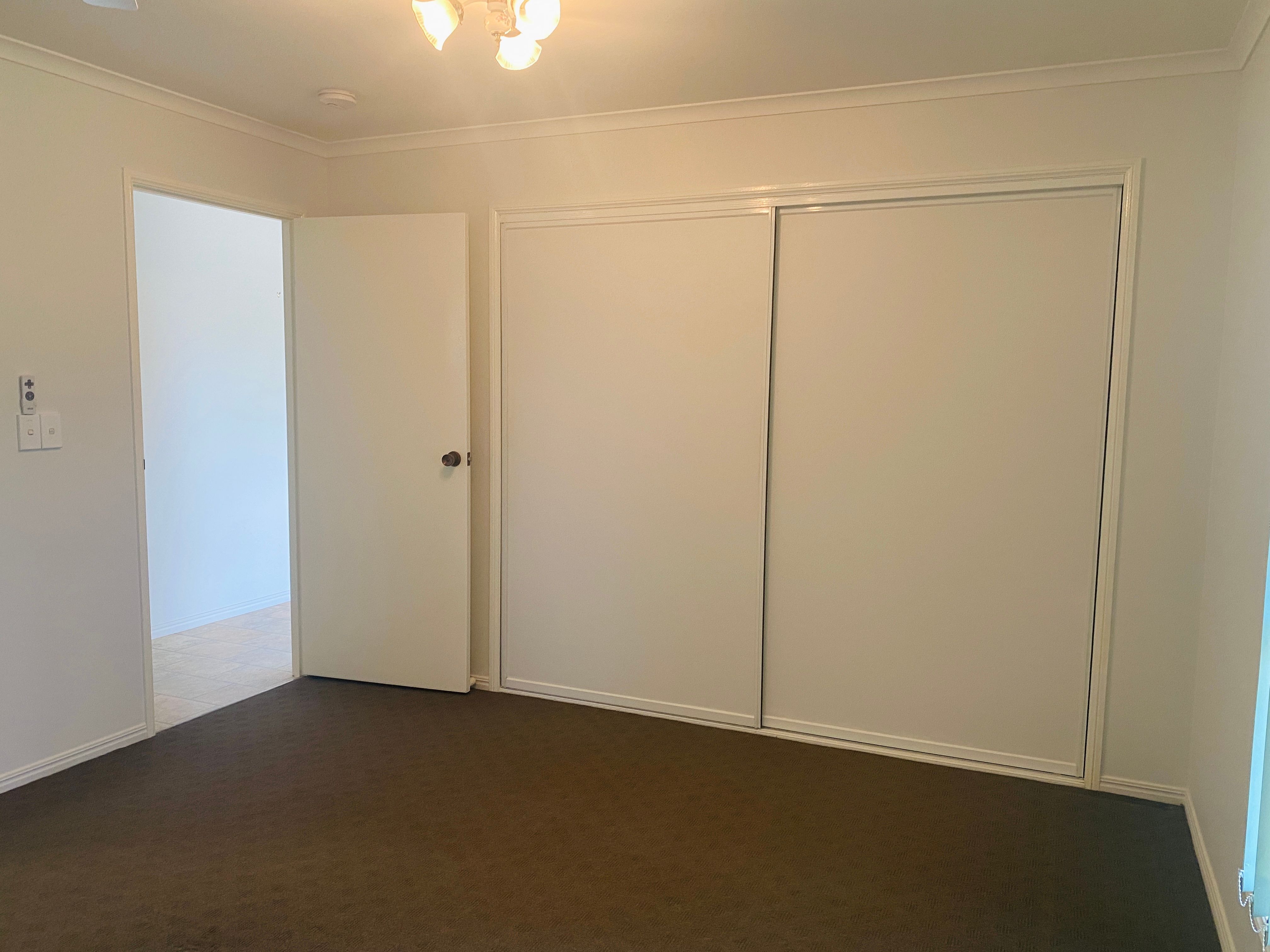 25 Merlin Drive — photo 8 of 14