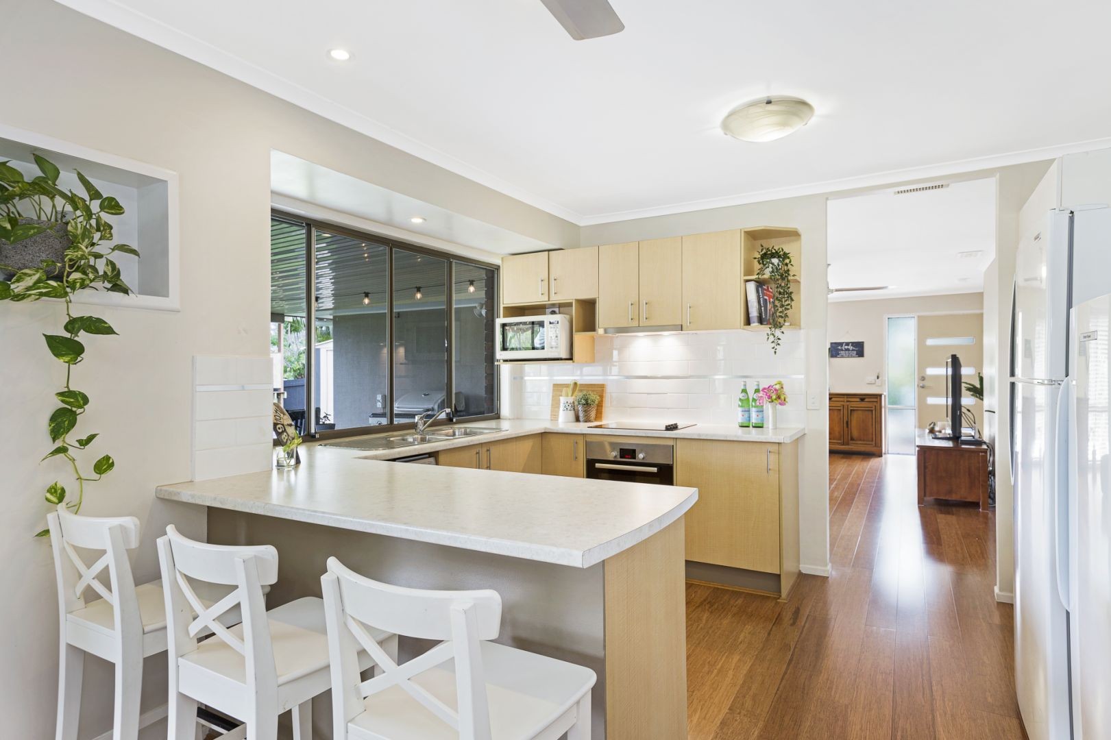 4 Barrine Court, Petrie, QLD 4502