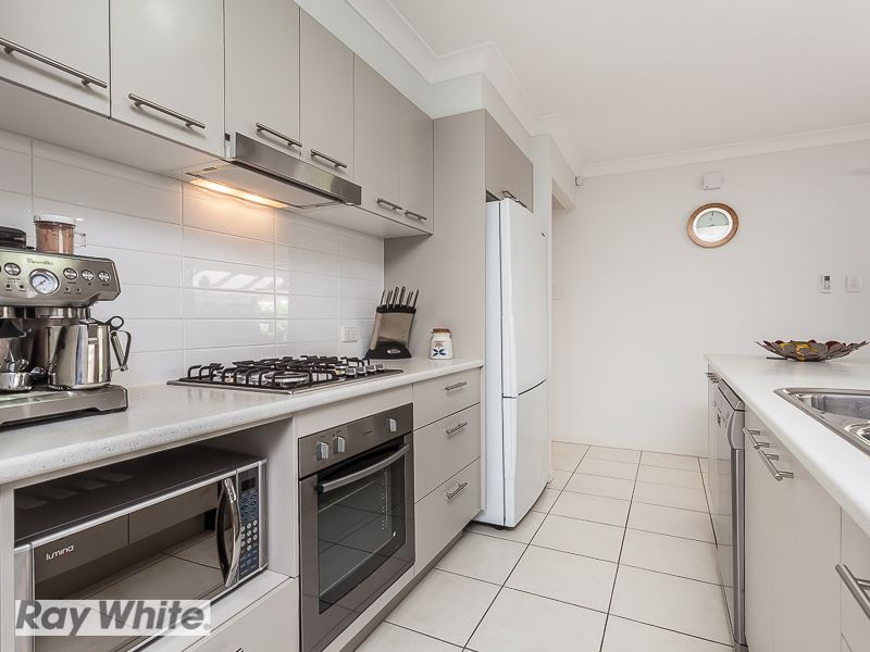 4 Palmgrove Place, North Lakes, QLD 4509