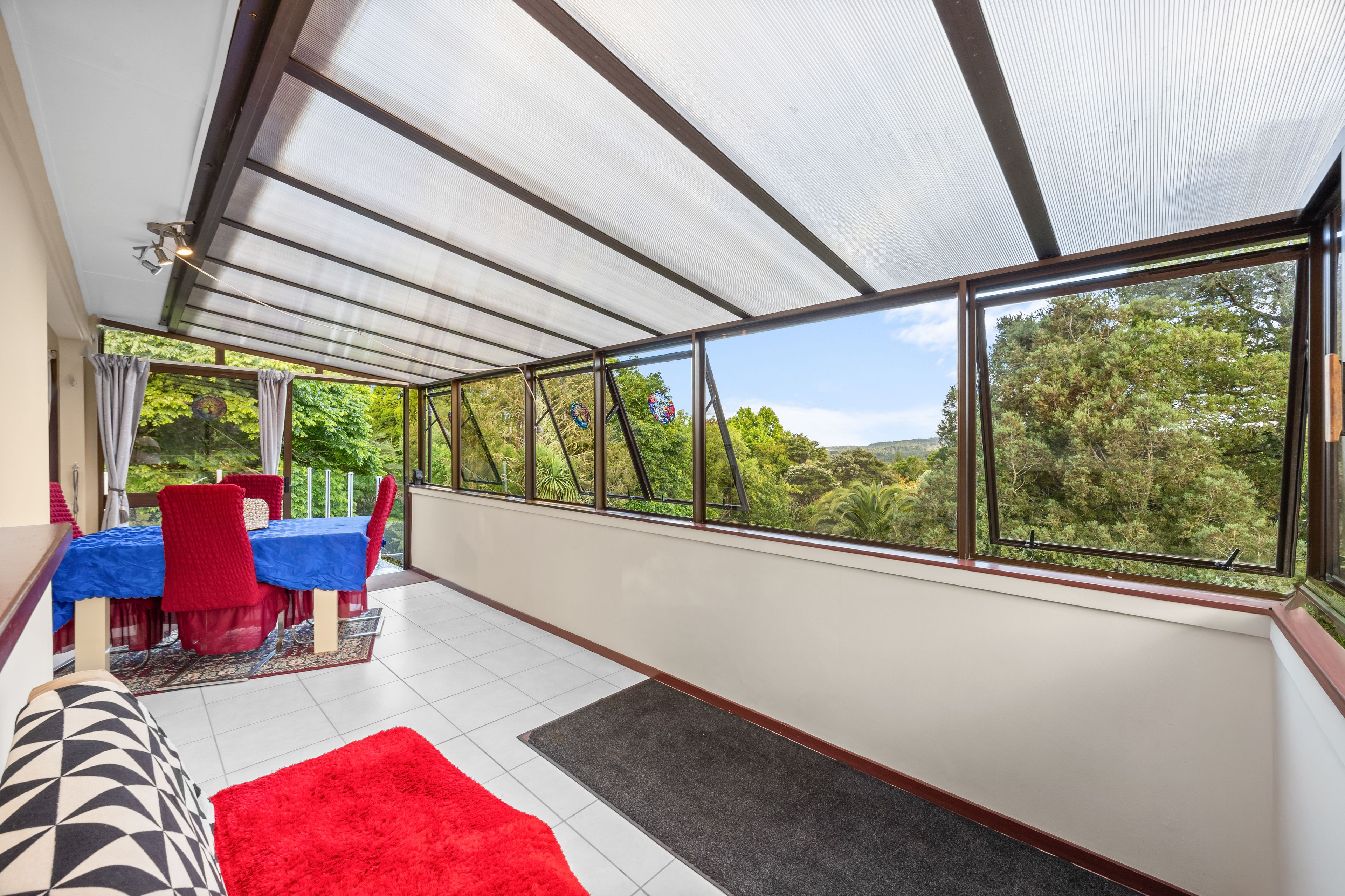 274 Forest Hill Road, Waiatarua, Waitakere City