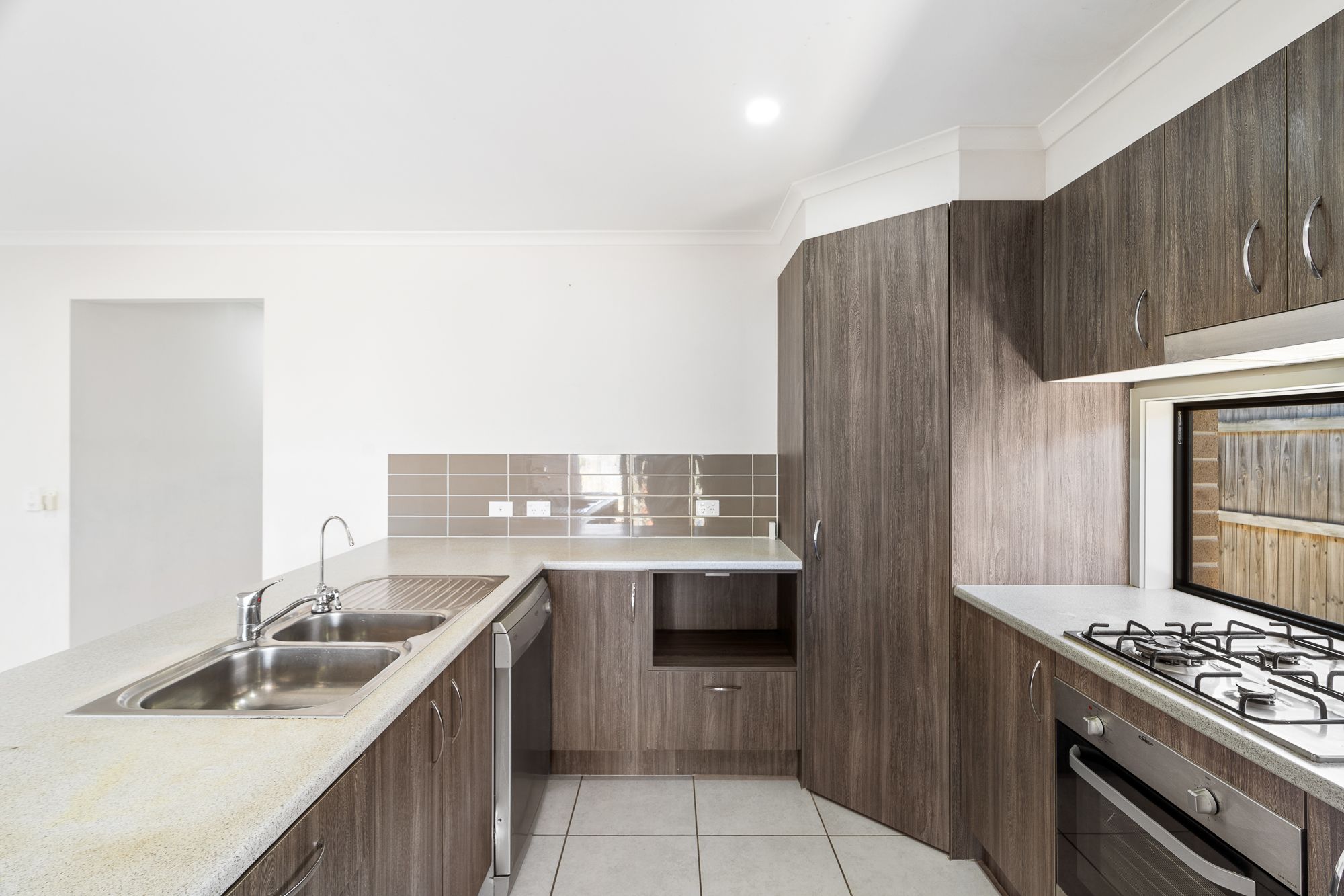 12 Ascot Crescent, Kallangur, QLD 4503