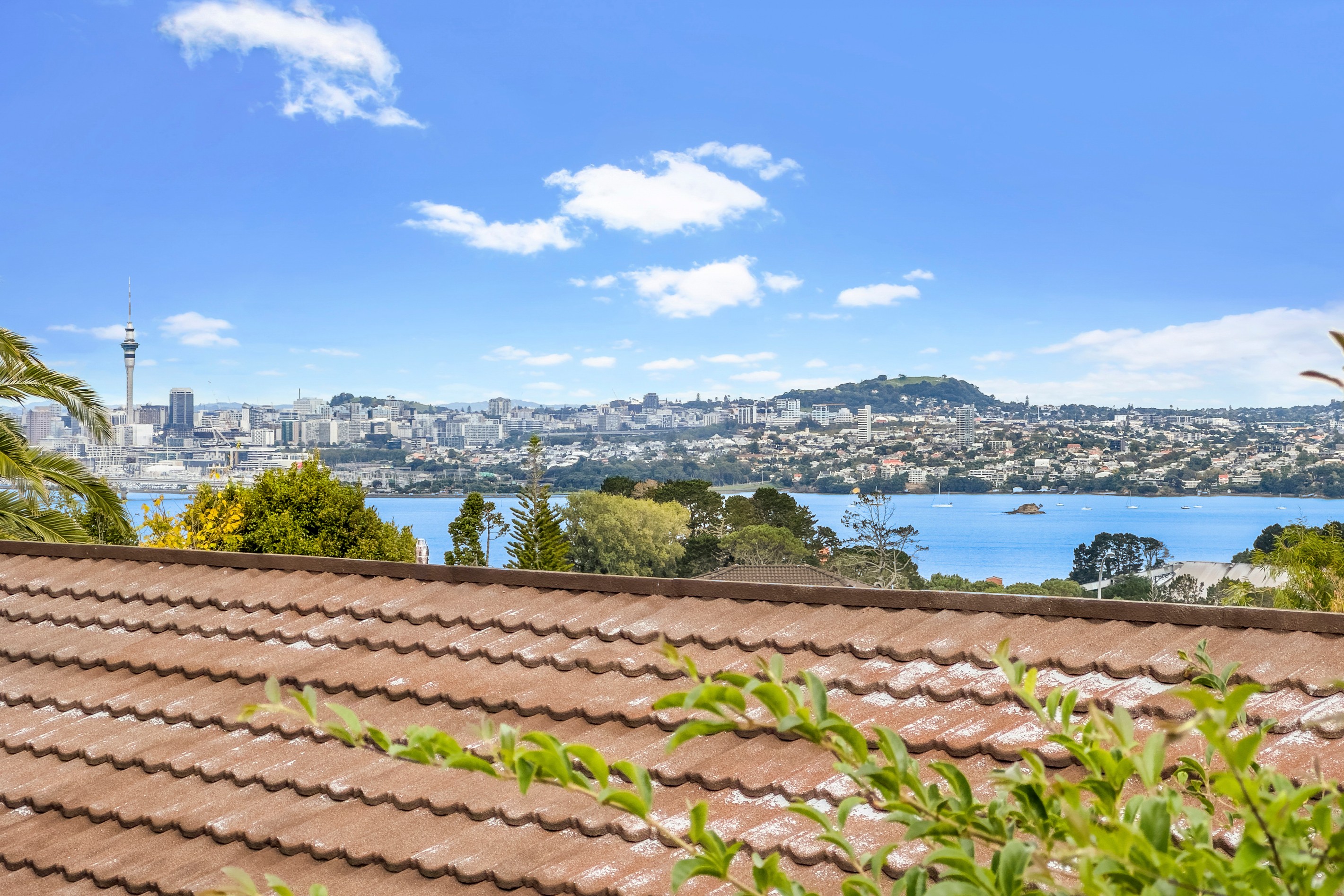 2/152a Mokoia Road, Birkenhead, North Shore City