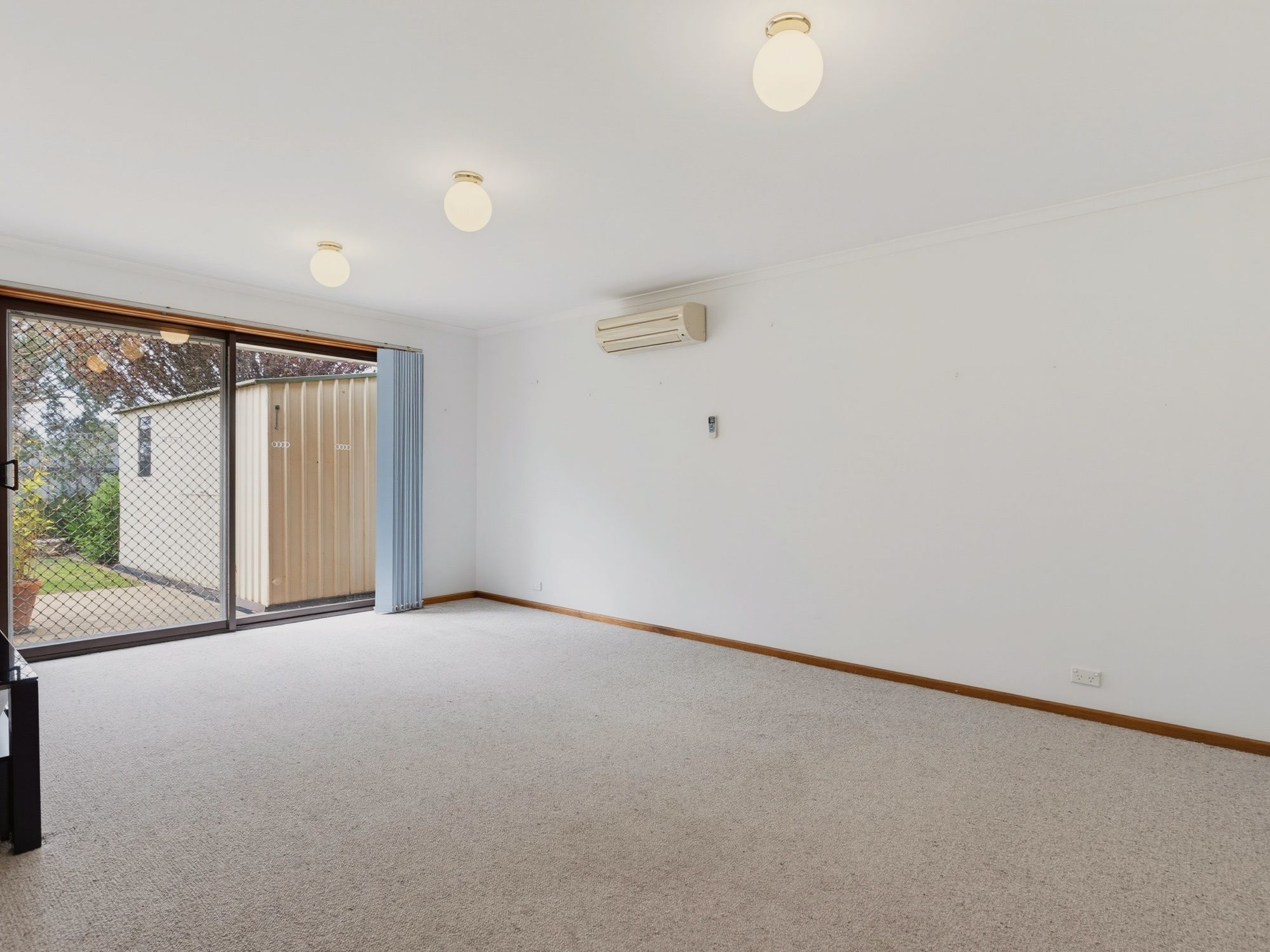 2 Frenshams Drive — photo 11 of 21