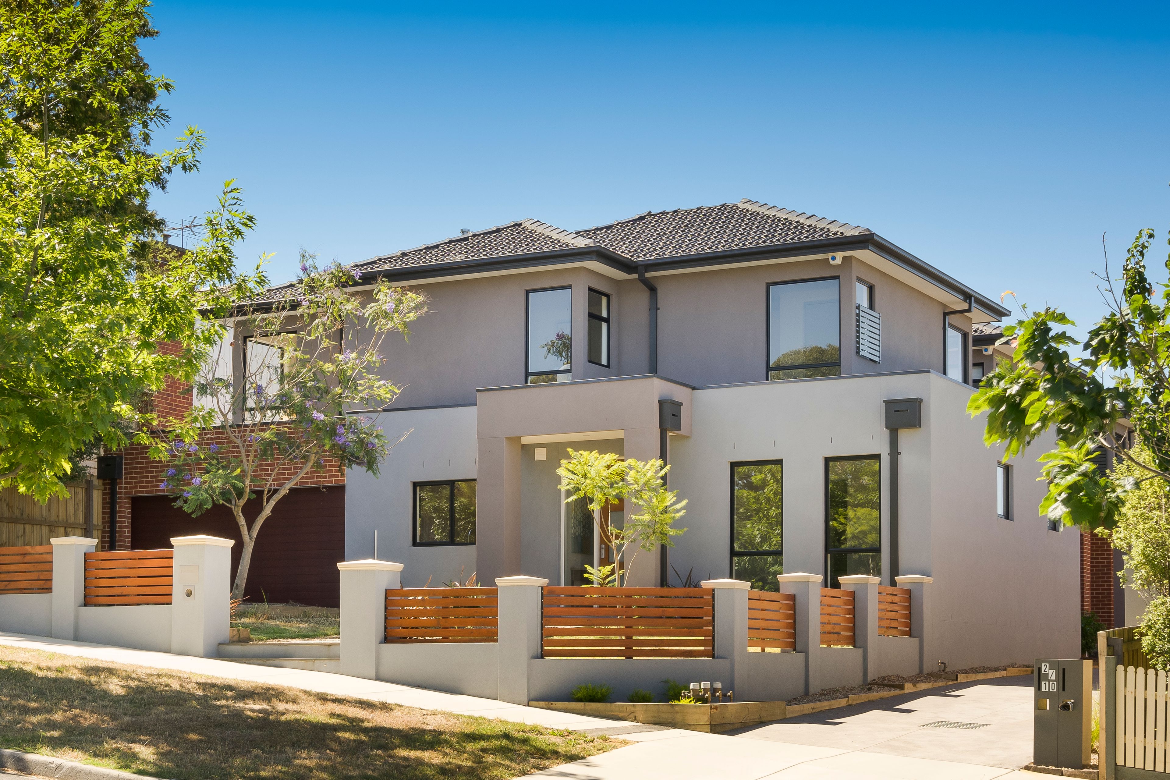 10 Strabane Avenue, Mont Albert North VIC 3129