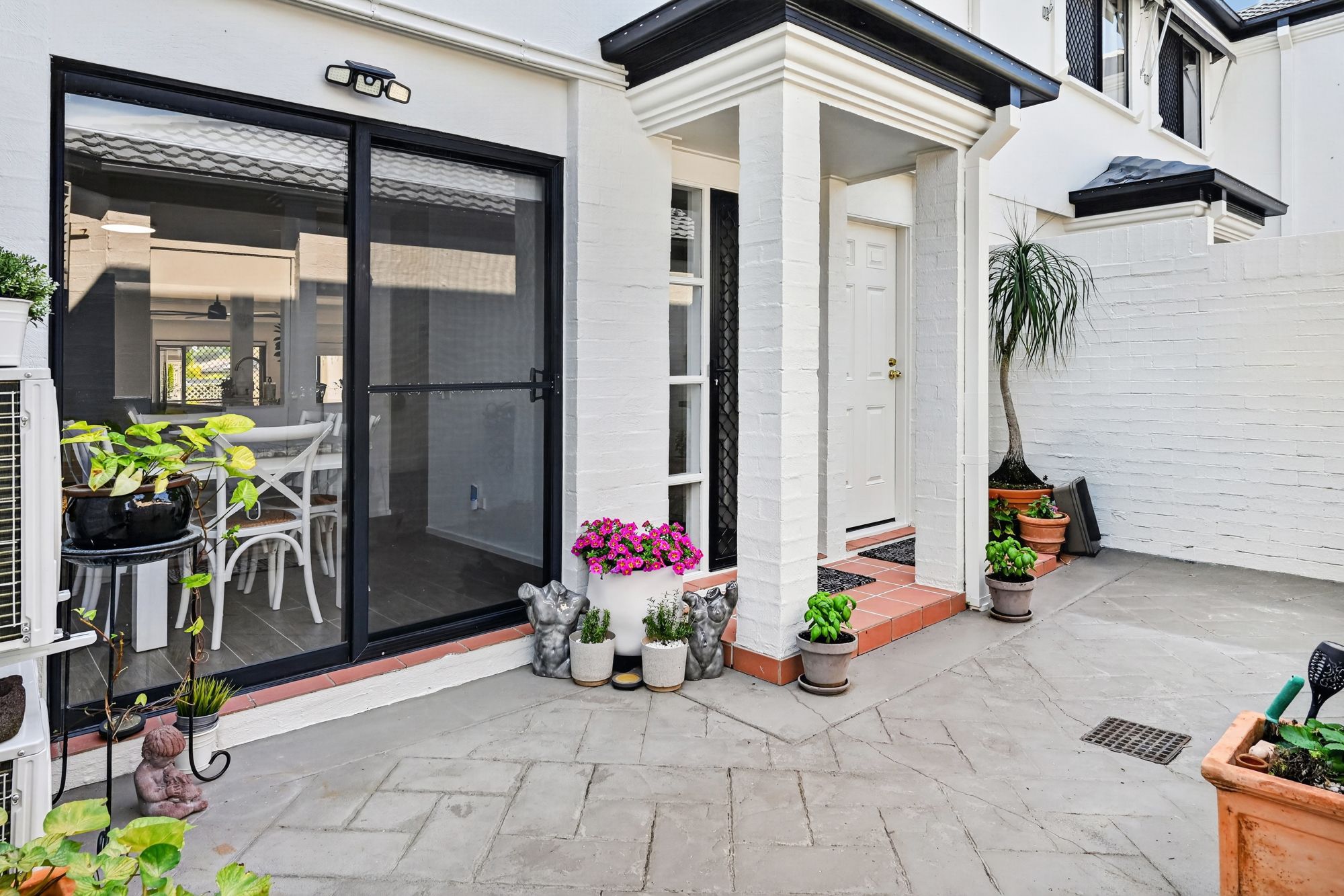 6/1 Bronberg Court — photo 19 of 30