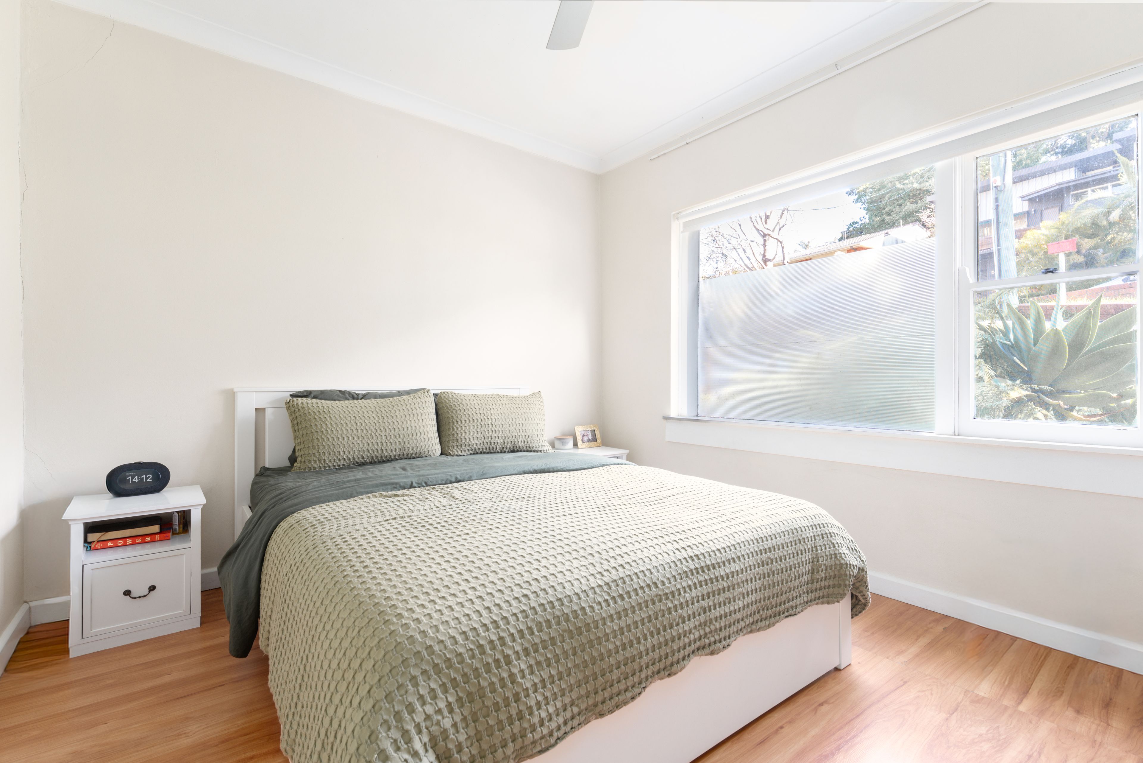 61 Stephen Drive — photo 9 of 13