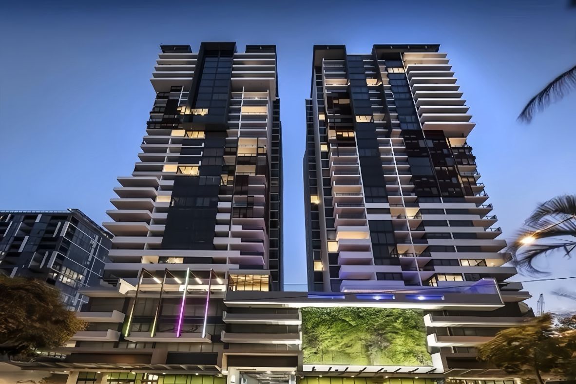 20805/28 Merivale Street — photo from Ray White City Living