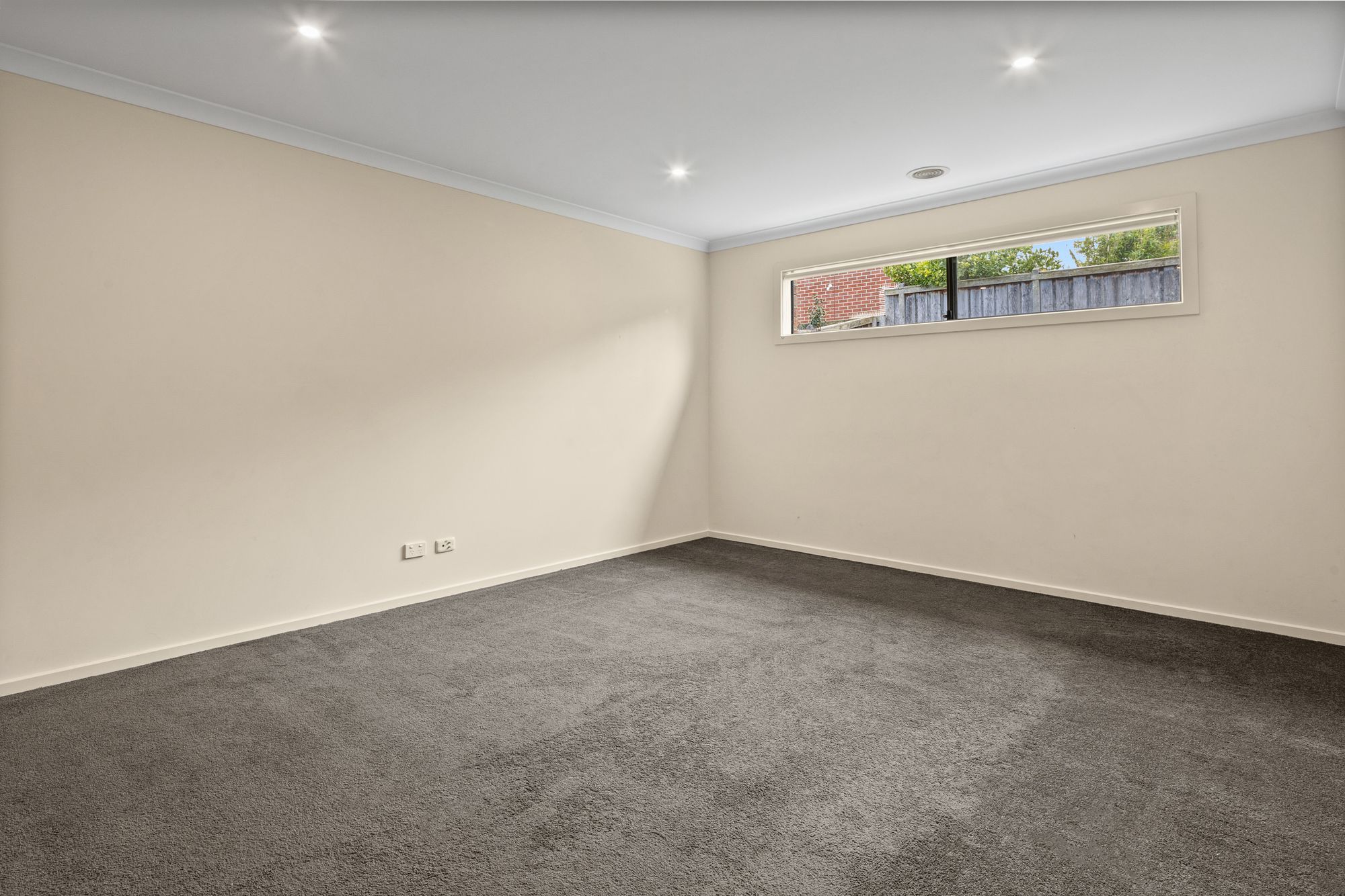 37 Viewbright Road — photo 8 of 18