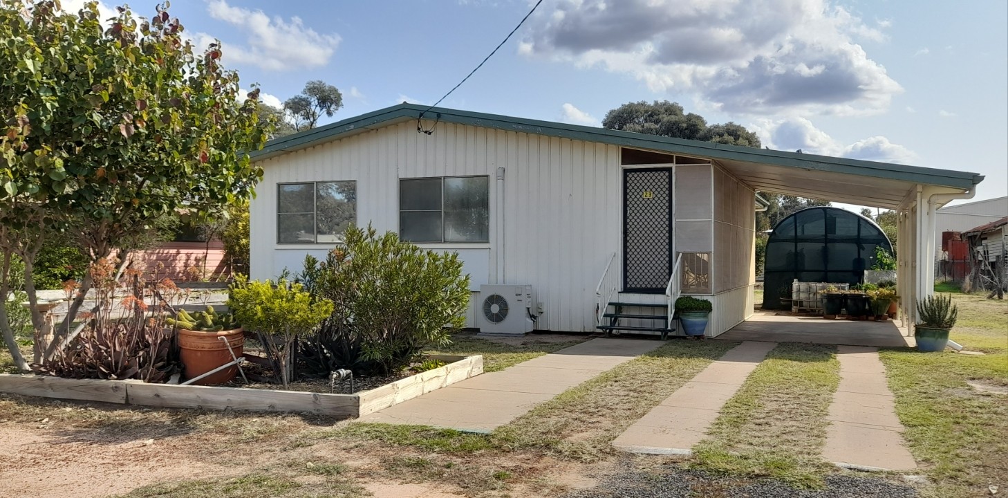 23 Osler Street, Meandarra, QLD 4422