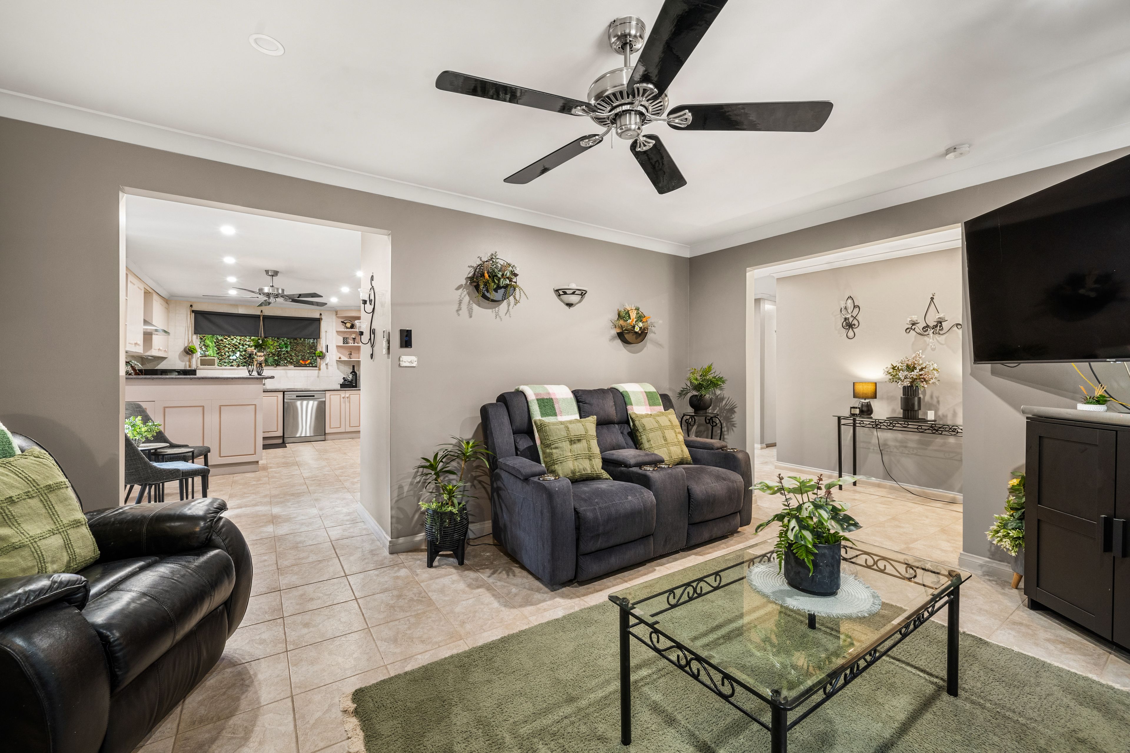 1 Tracy Avenue — photo 7 of 30