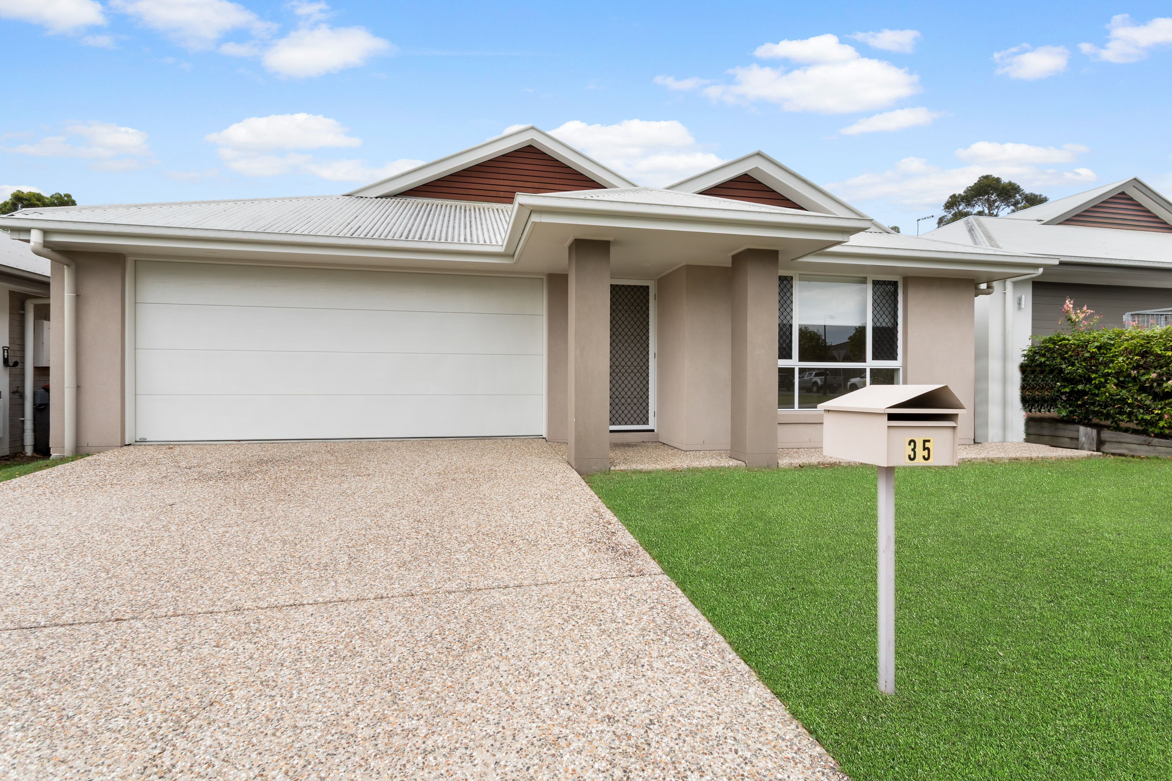 35 Greenhaven Circuit , Narangba QLD 4504