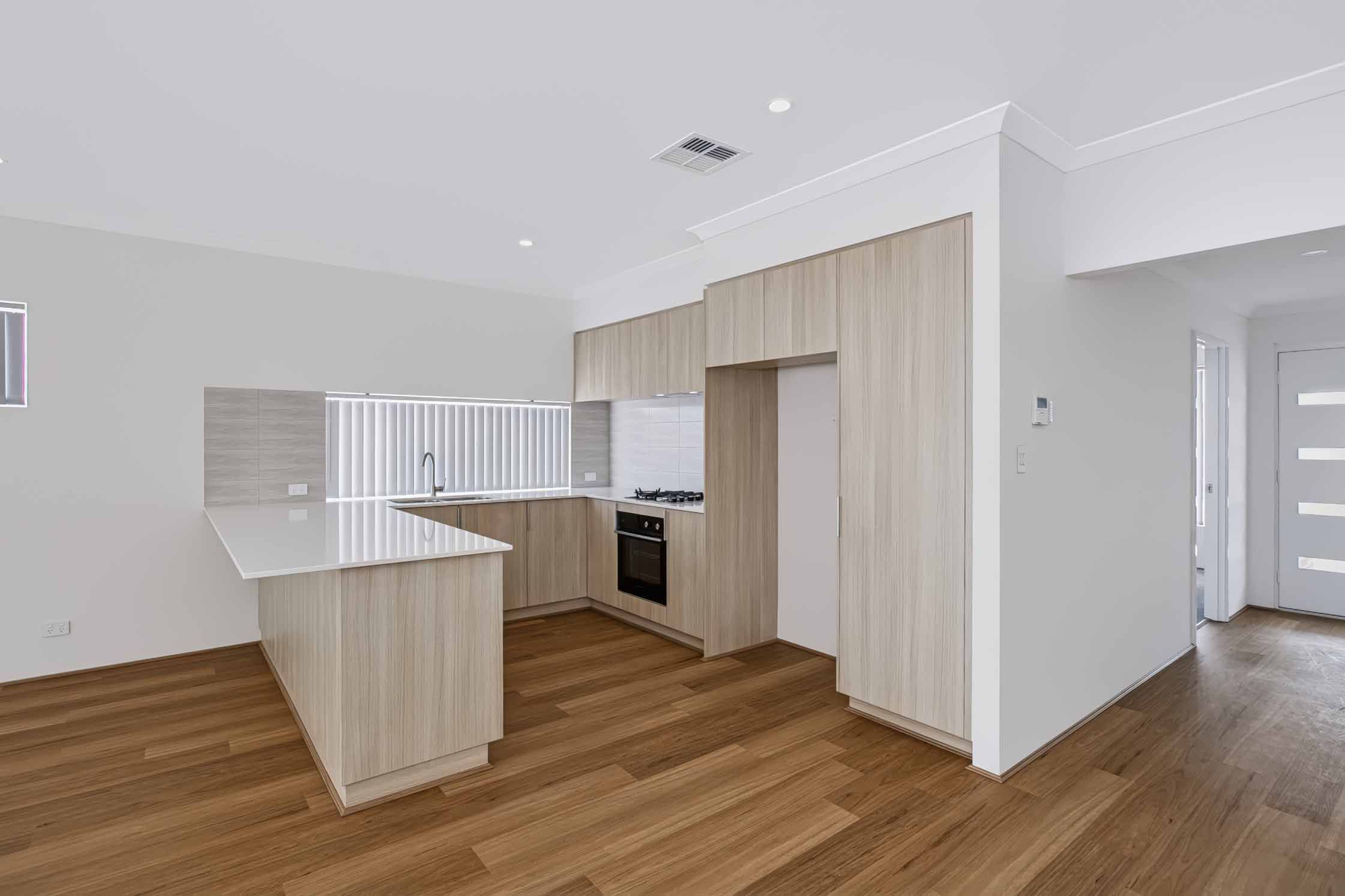 227 Pectoral Promenade — photo 9 of 20