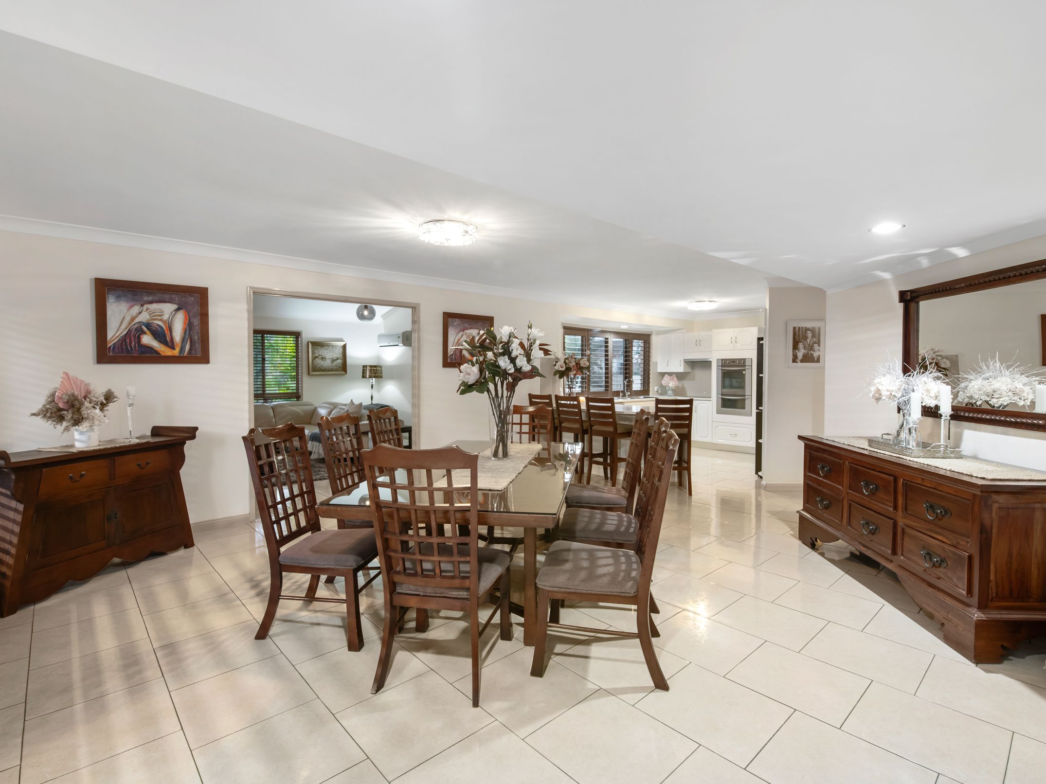 10 Rya Close — photo 10 of 17