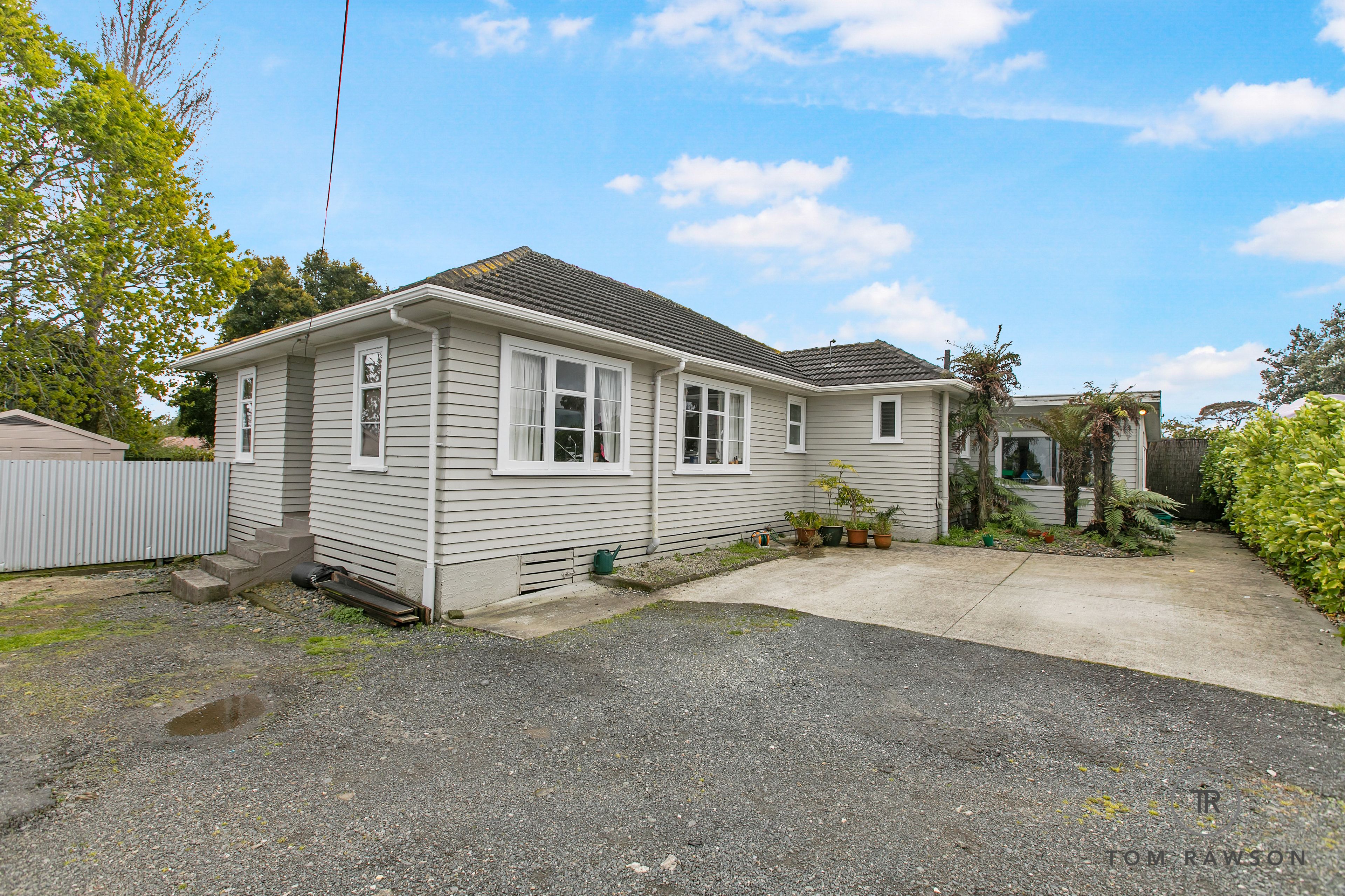 122 Mahia Road, Manurewa, Manukau City