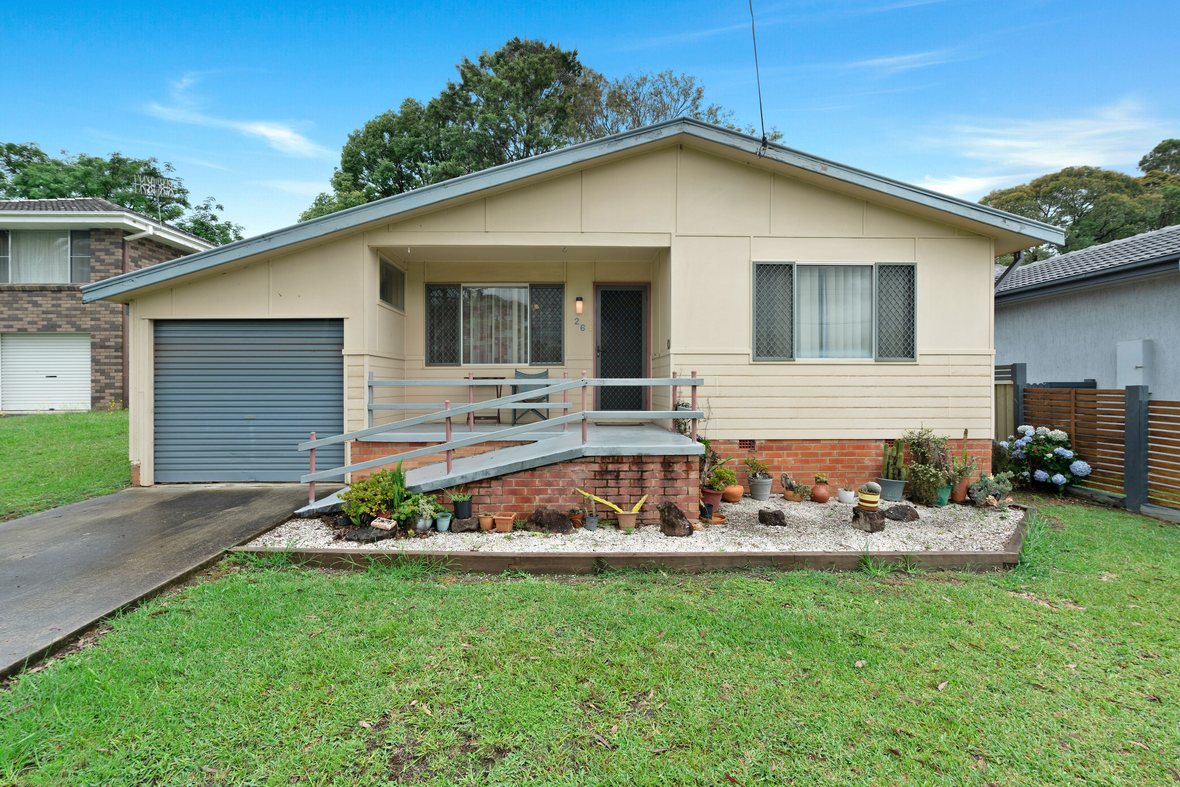 26 Edwards Avenue, Bomaderry, NSW 2541