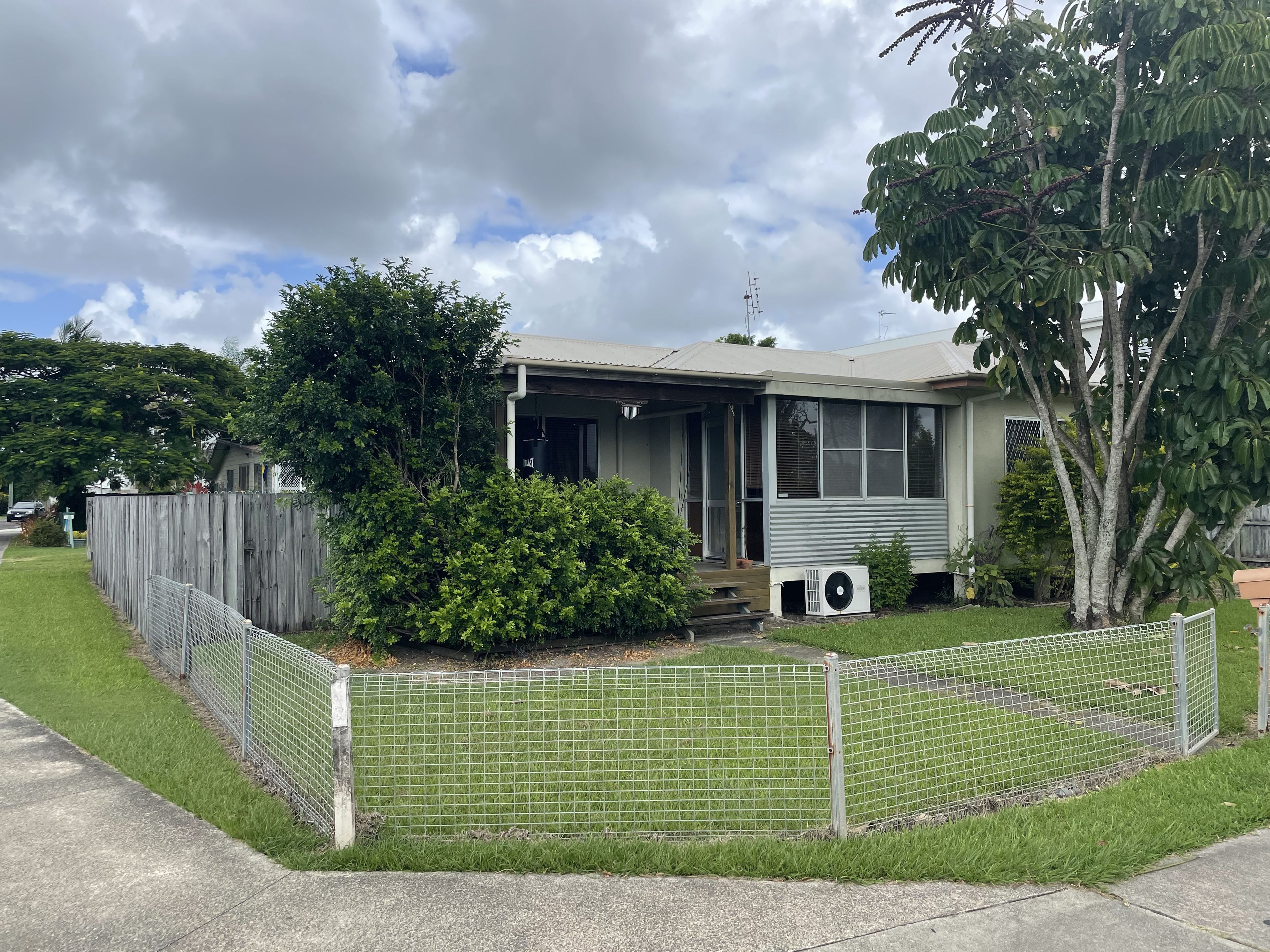 189 Bradman Avenue, Maroochydore QLD 4558