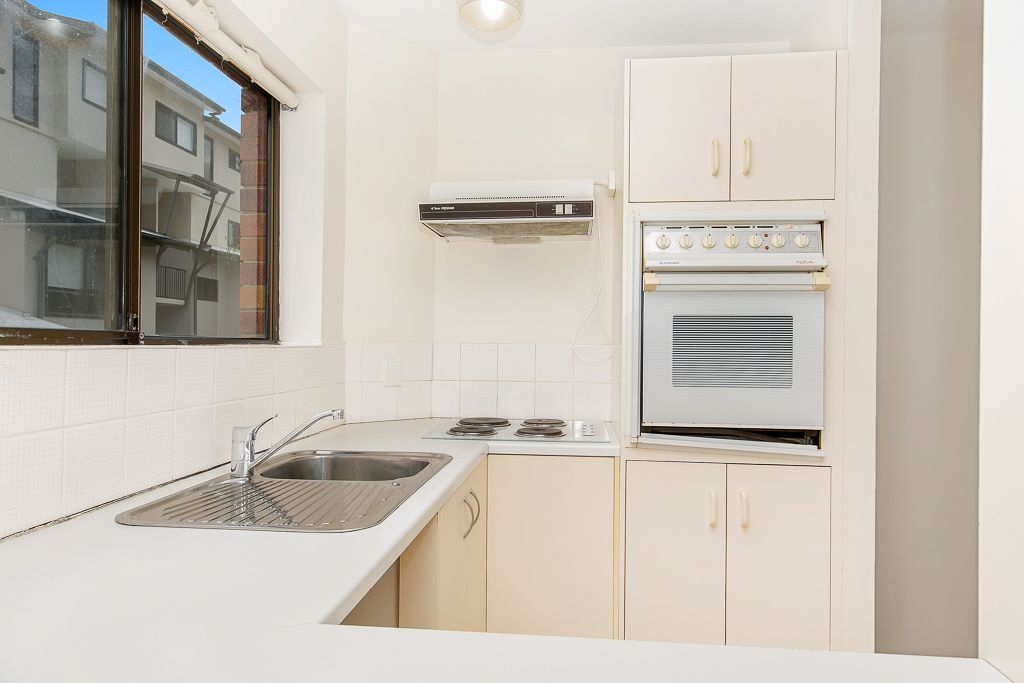 3/16 Holland Street, Toowong, QLD 4066