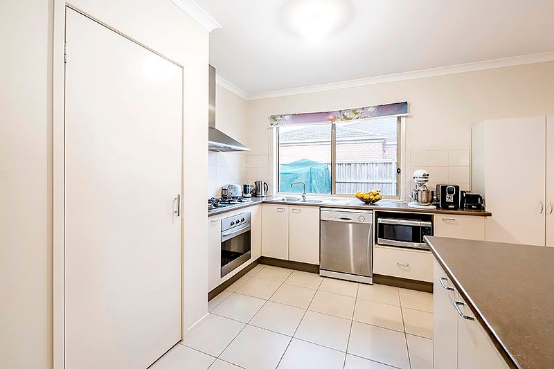 58 Melington Drive, Lyndhurst, VIC 3975