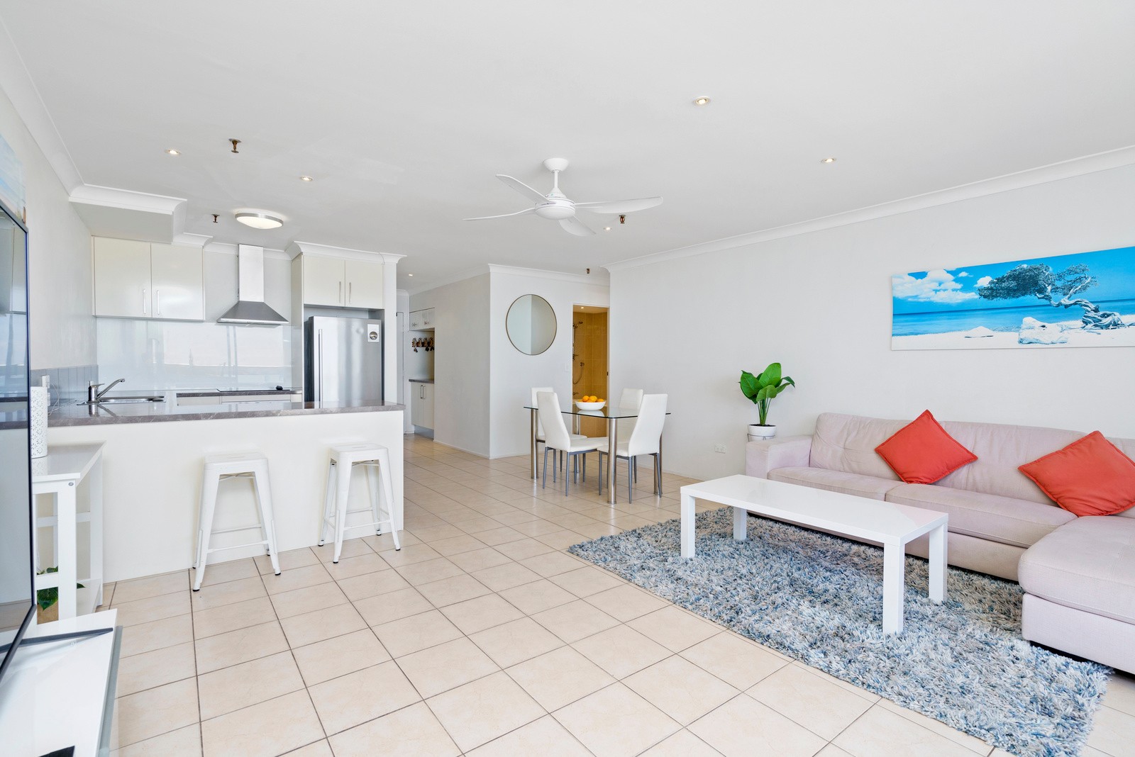 96/114 The Esplanade, Surfers Paradise, QLD 4217