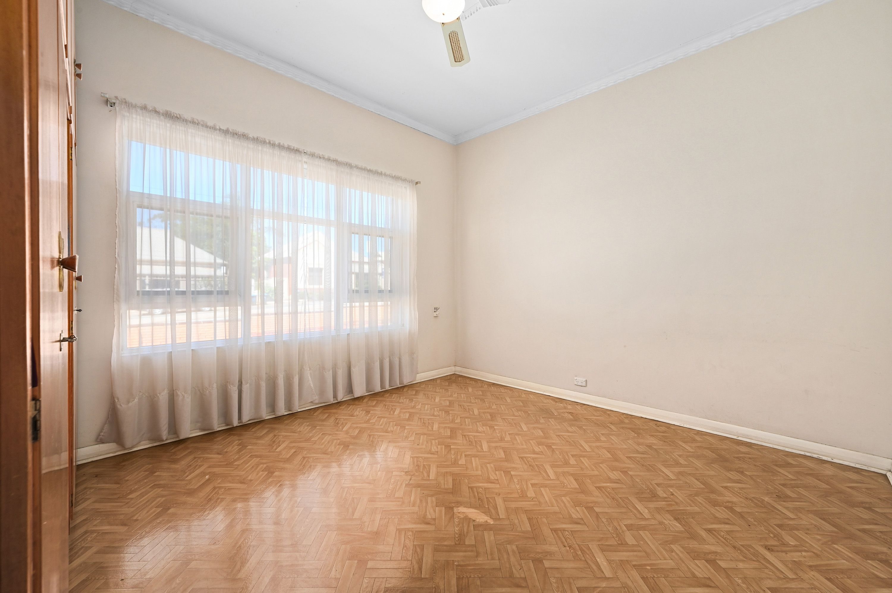 61 Hart Street — photo 13 of 26