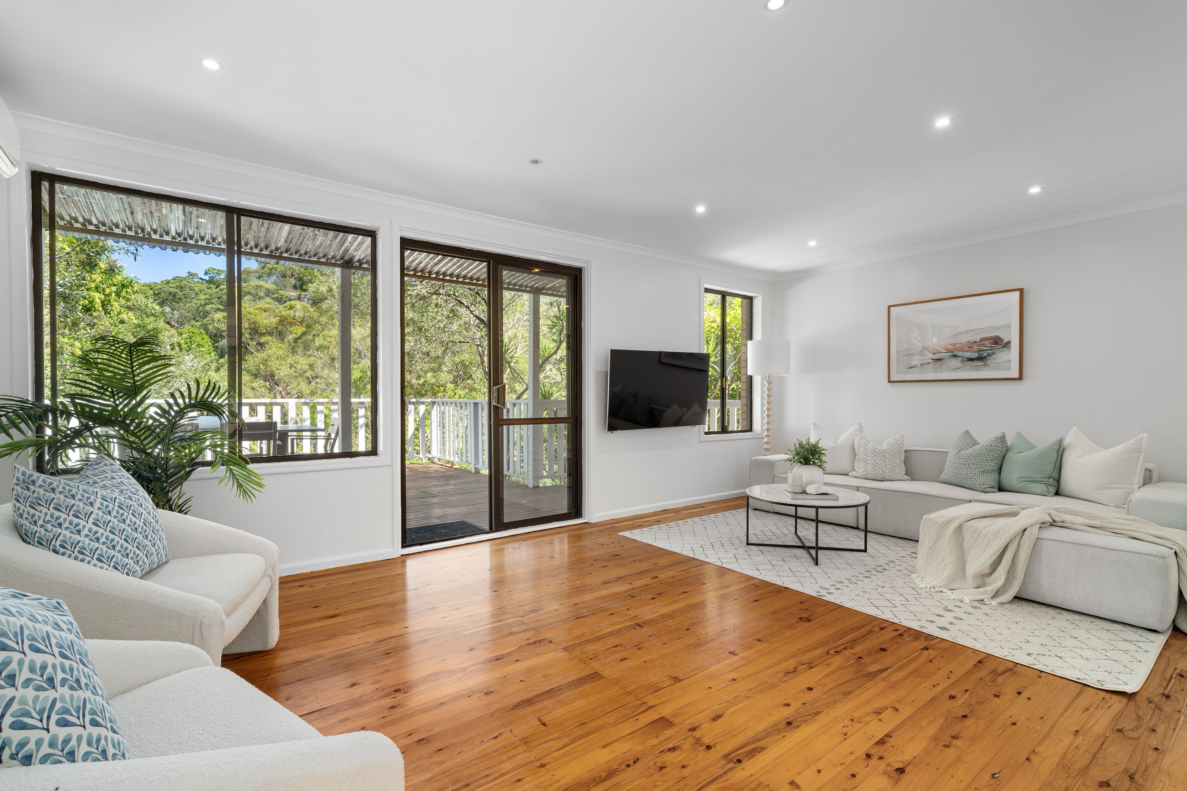 27 Tatiara Crescent, North Narrabeen NSW 2101