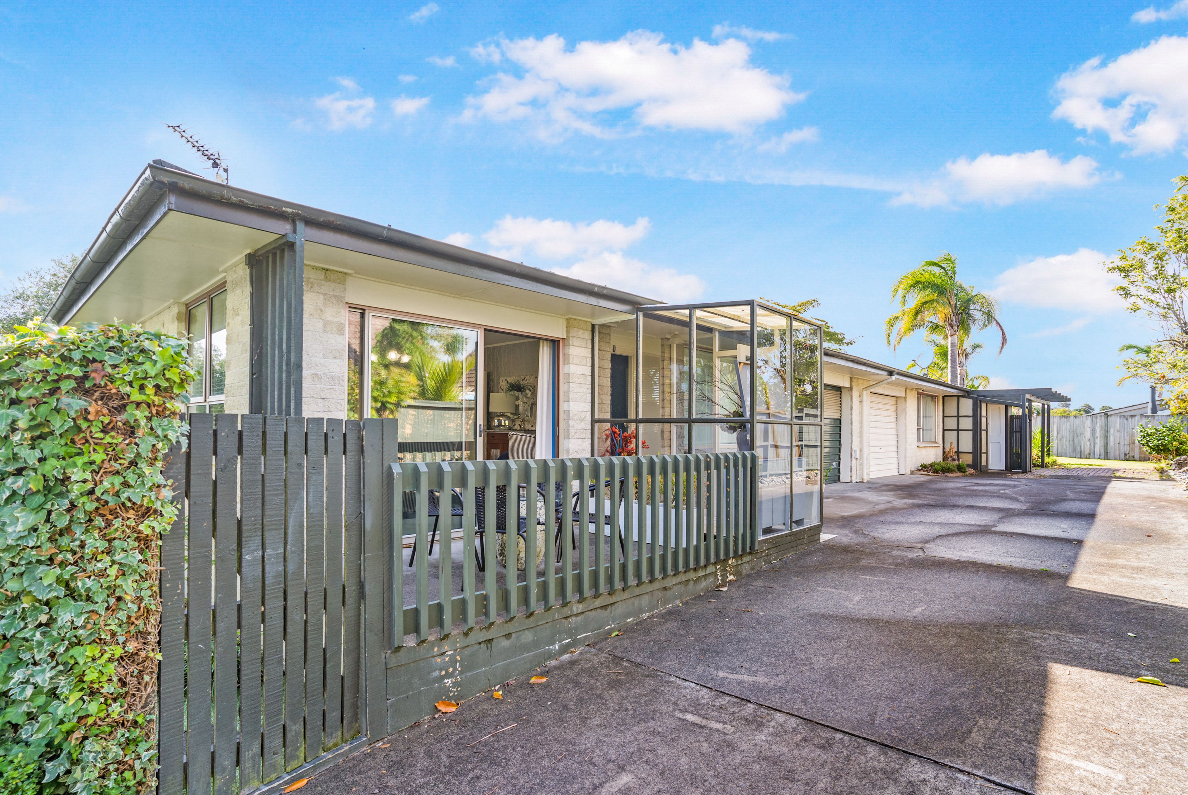 1/44 Prince Regent Drive, Half Moon Bay, Manukau City