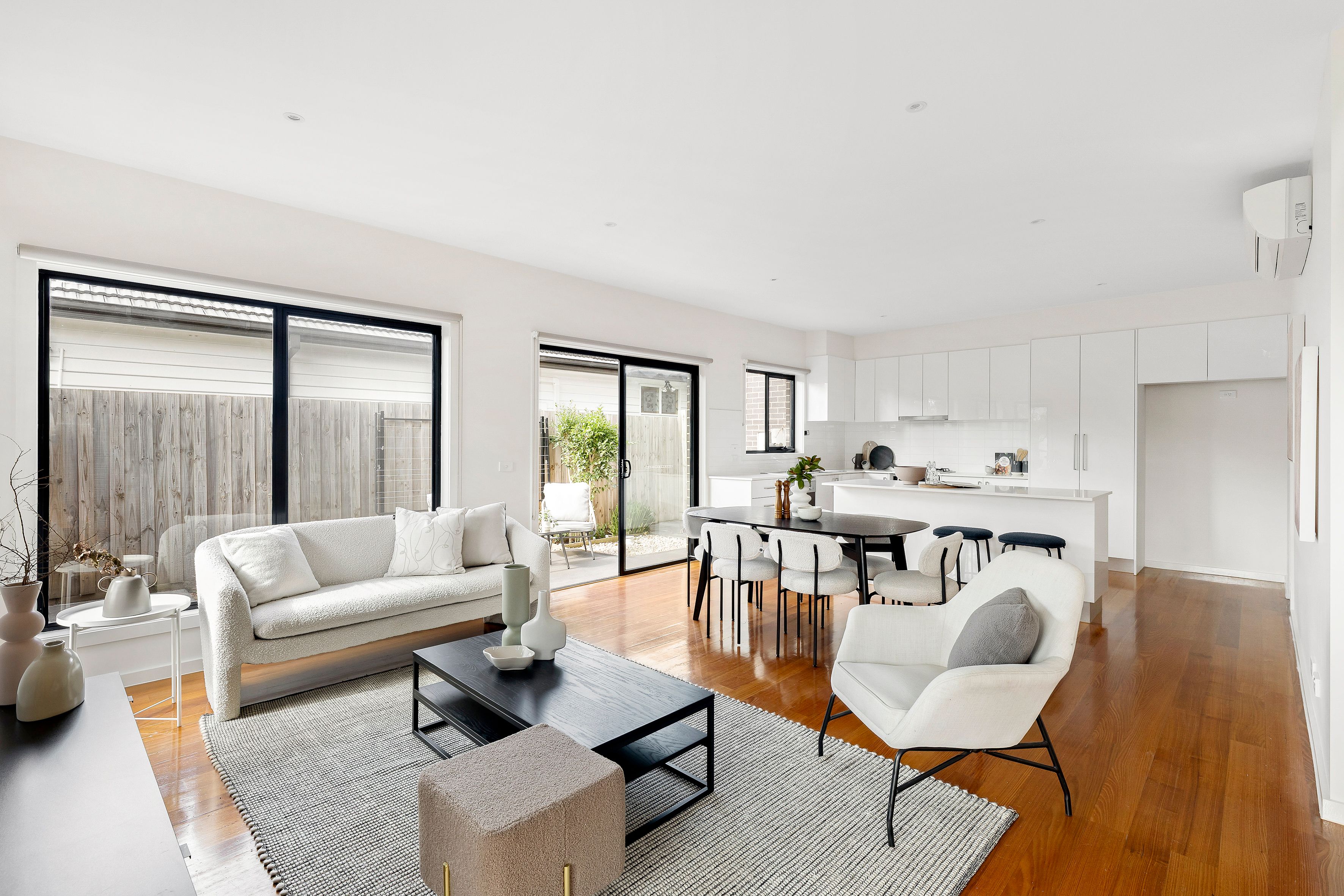 1/7 Caldwell Street — photo 6 of 15