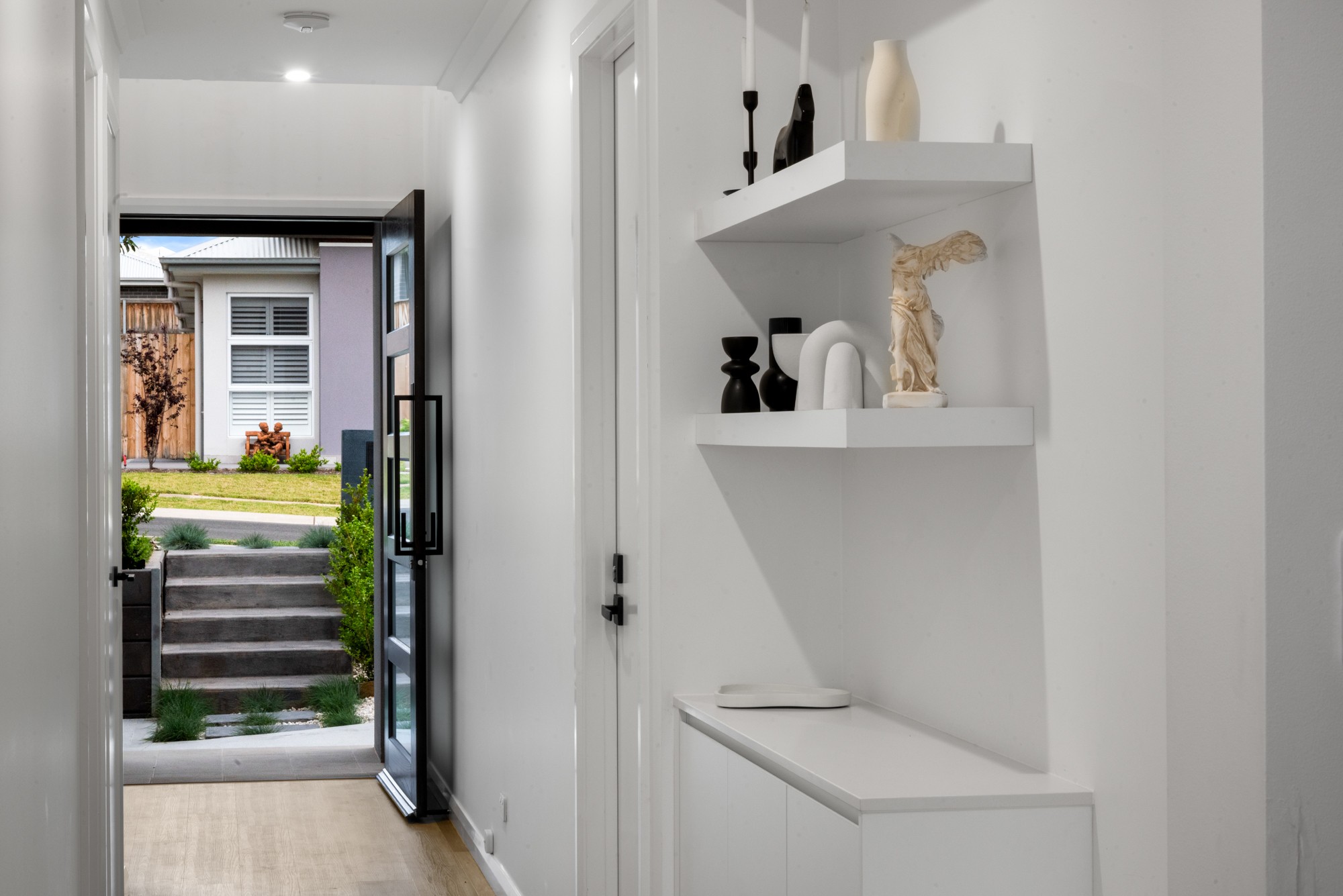 5 Gloaming Street, Menangle Park, NSW 2563