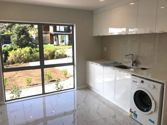 53 Cheriton Road, Mellons Bay, Manukau City