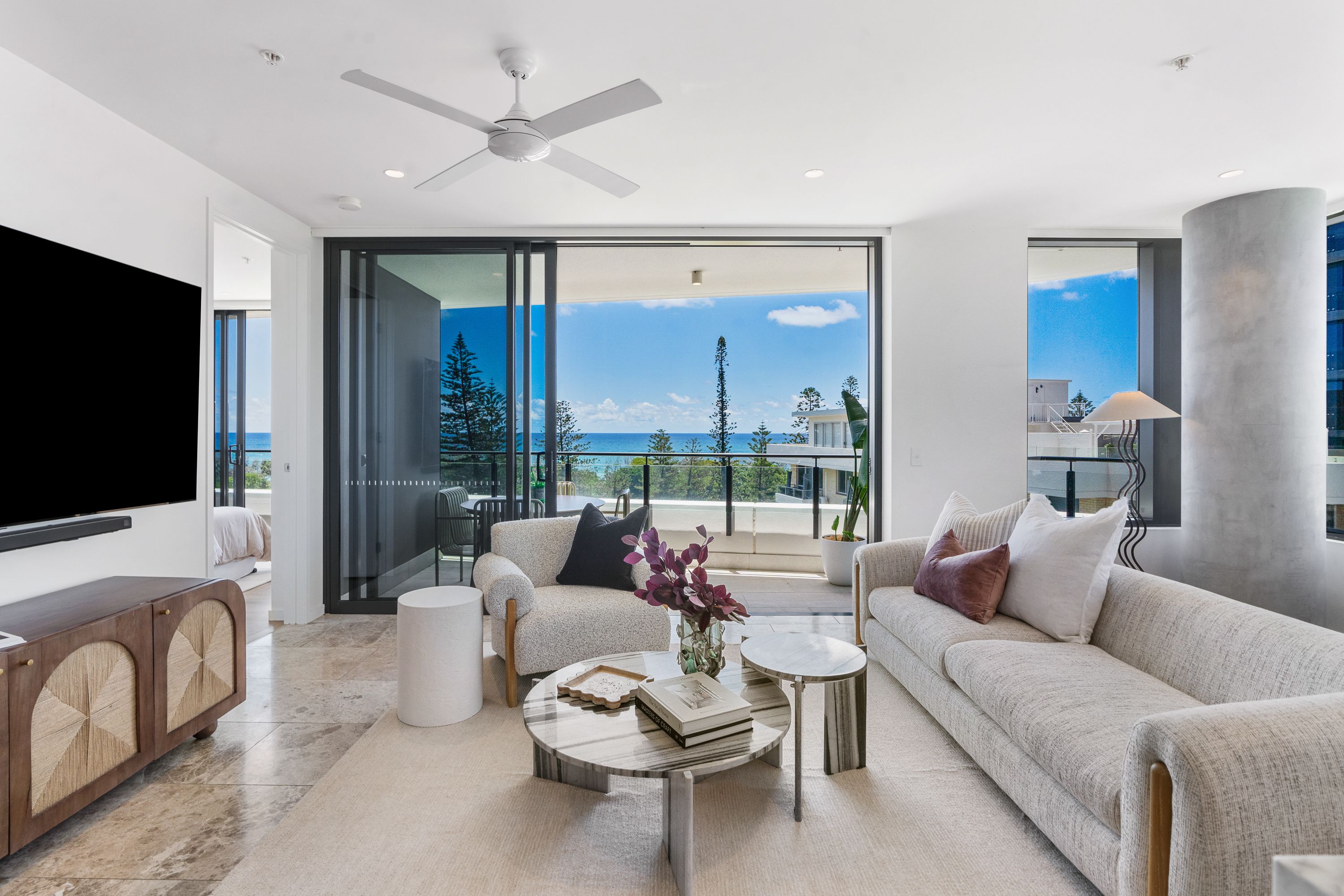 4-6 Alexandra Avenue, Mermaid Beach QLD 4218