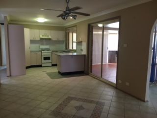 1 Andrews Place, St Helens Park, NSW 2560