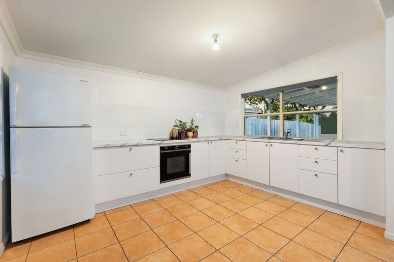 24 Debbie Way, Nerang, QLD 4211