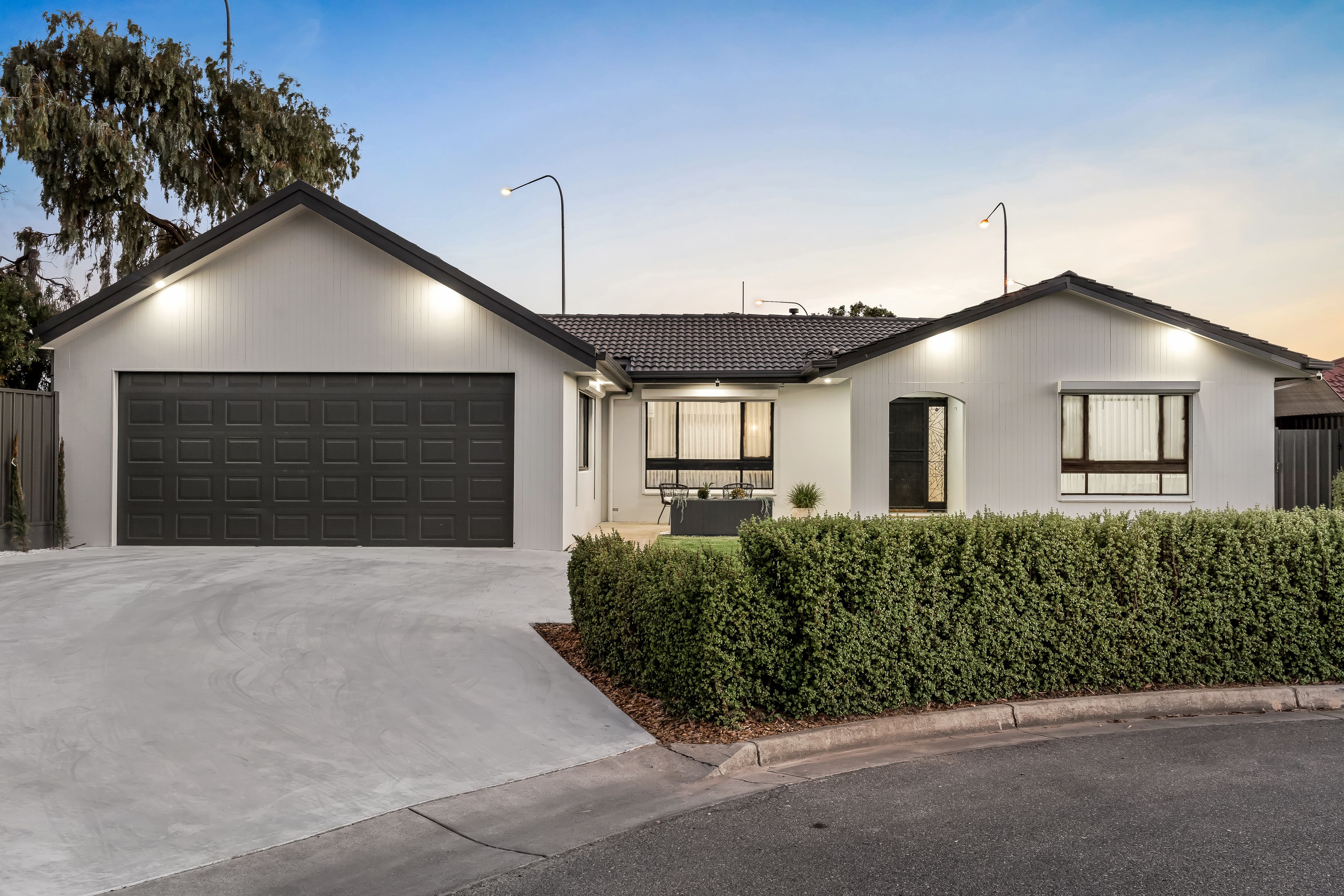 10 Niblic Court, Grange, SA 5022