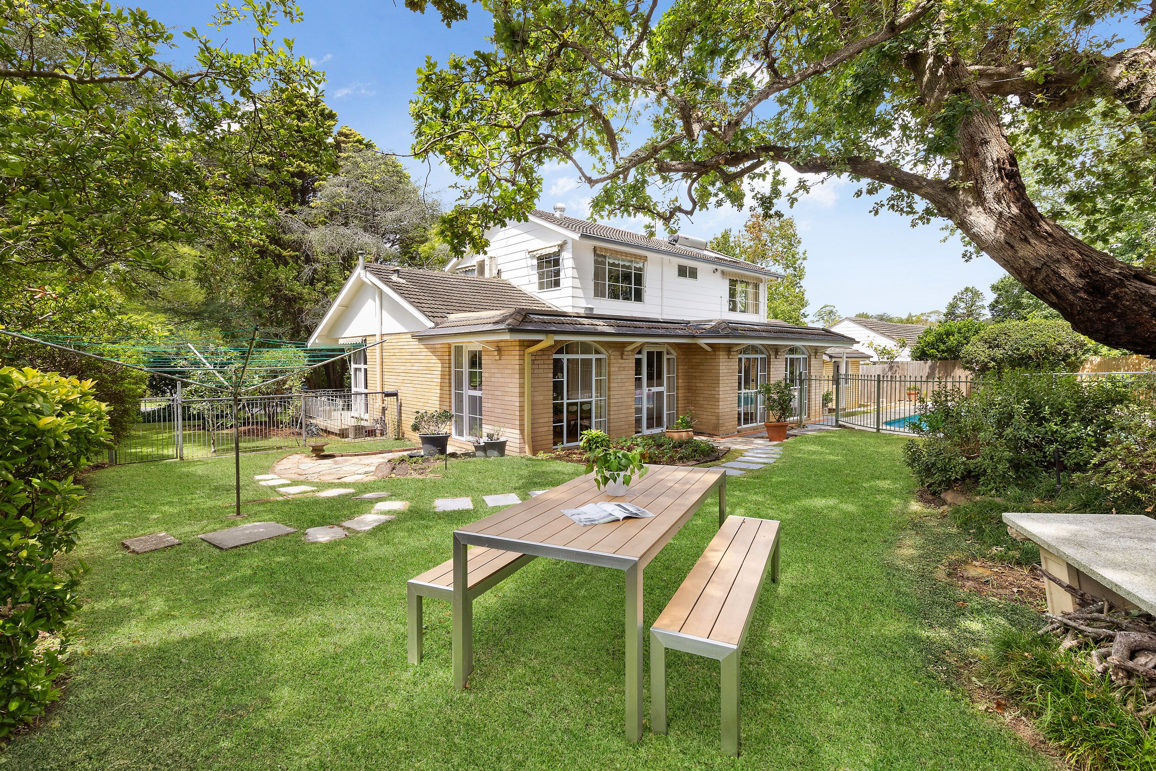 52 Memorial Avenue, St Ives, NSW 2075